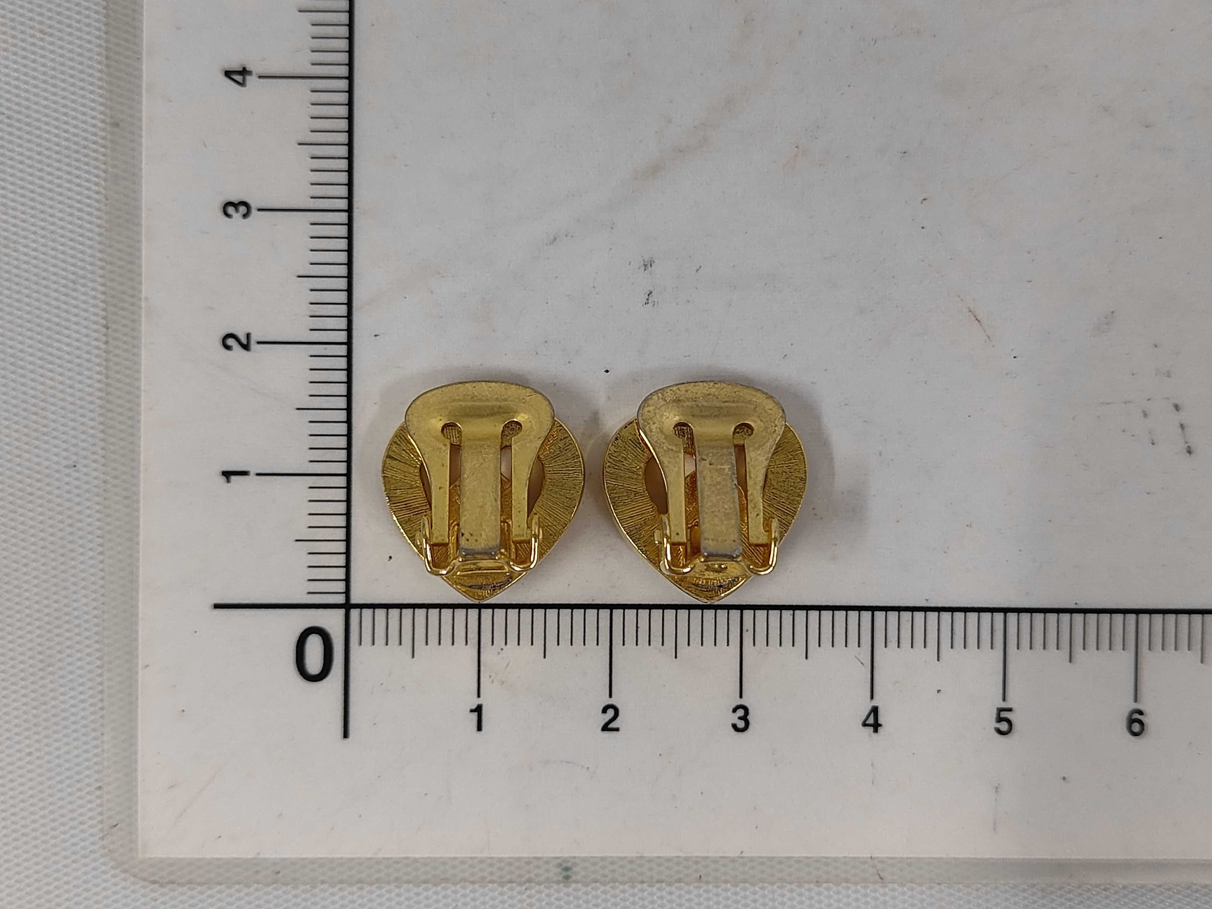 Heart Pearl Earrings Z11163 Earrings — view 2