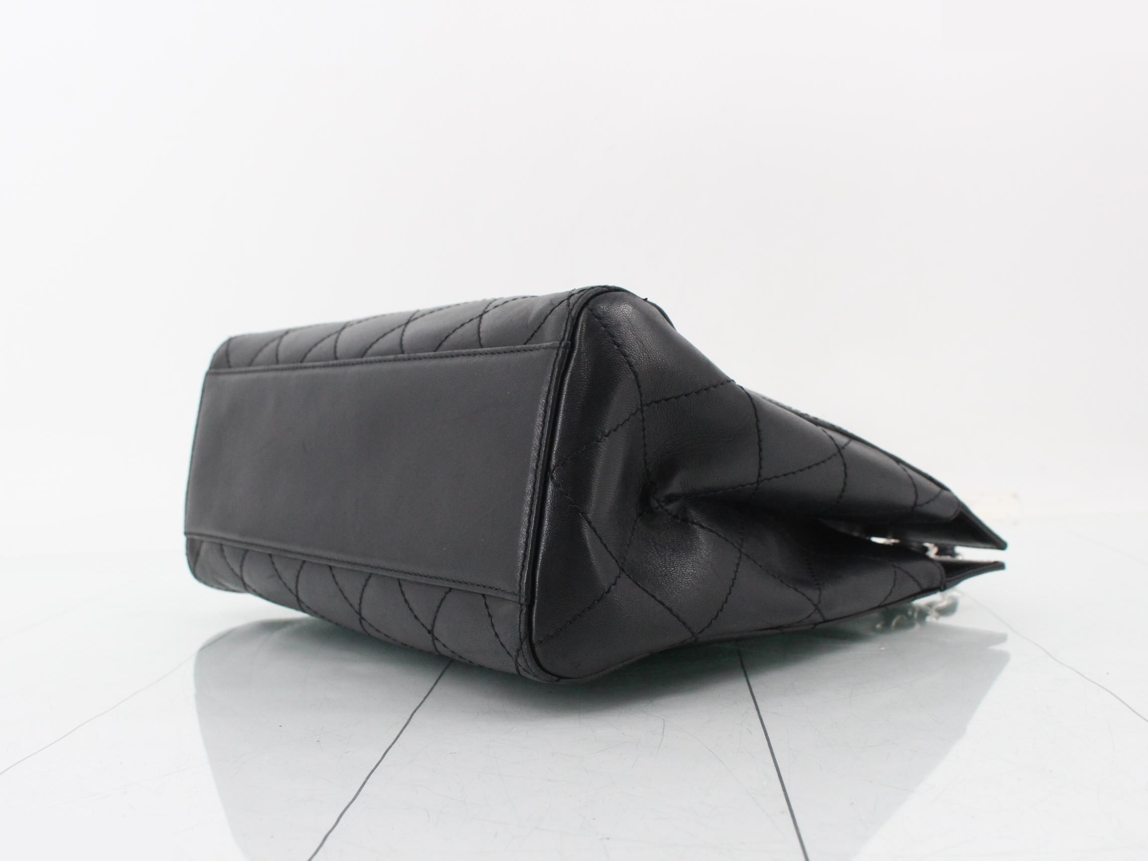 Matelassé Chain Shoulder Bag, Lambskin — view 6
