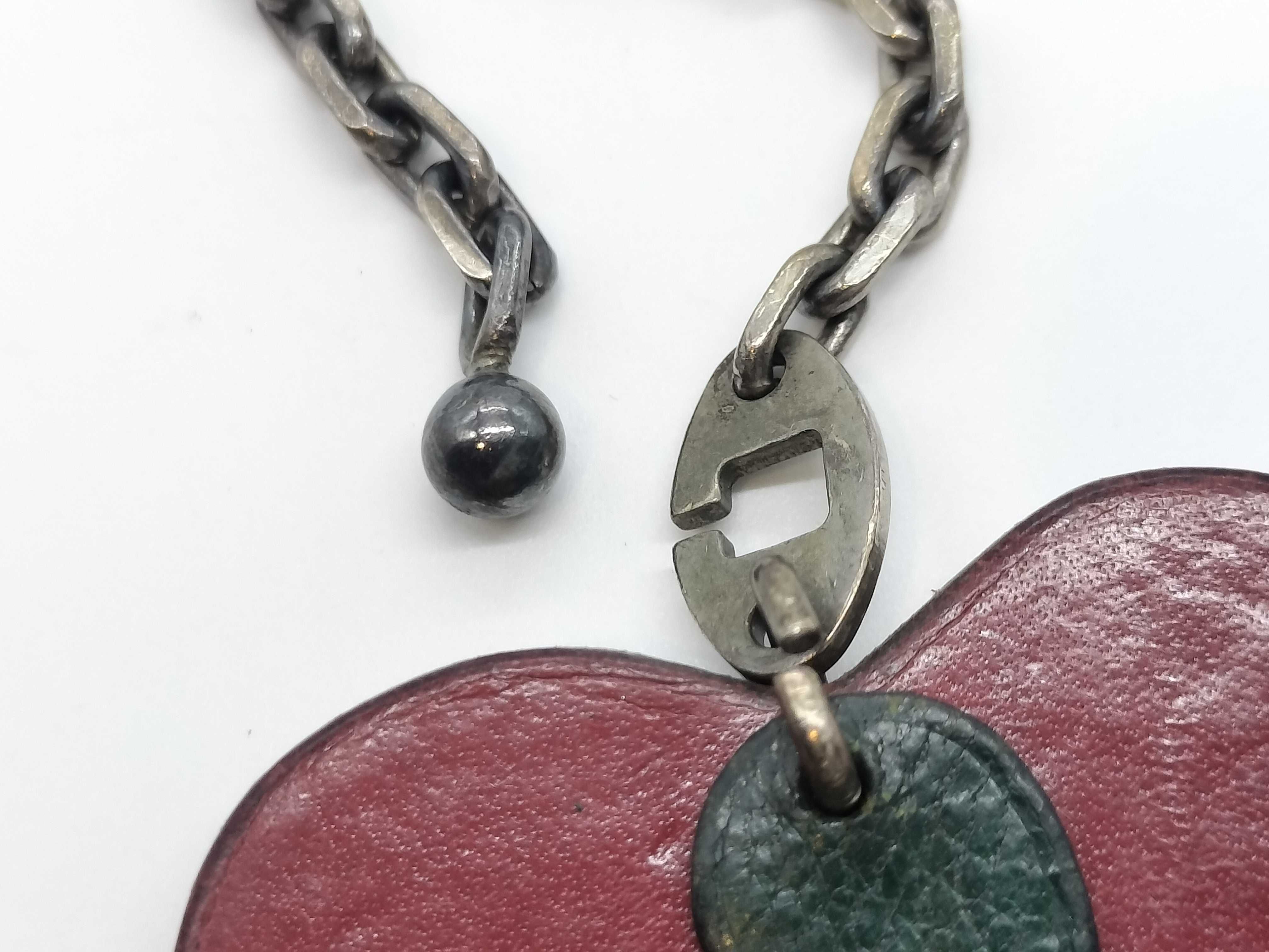 Apple Charm — view 5