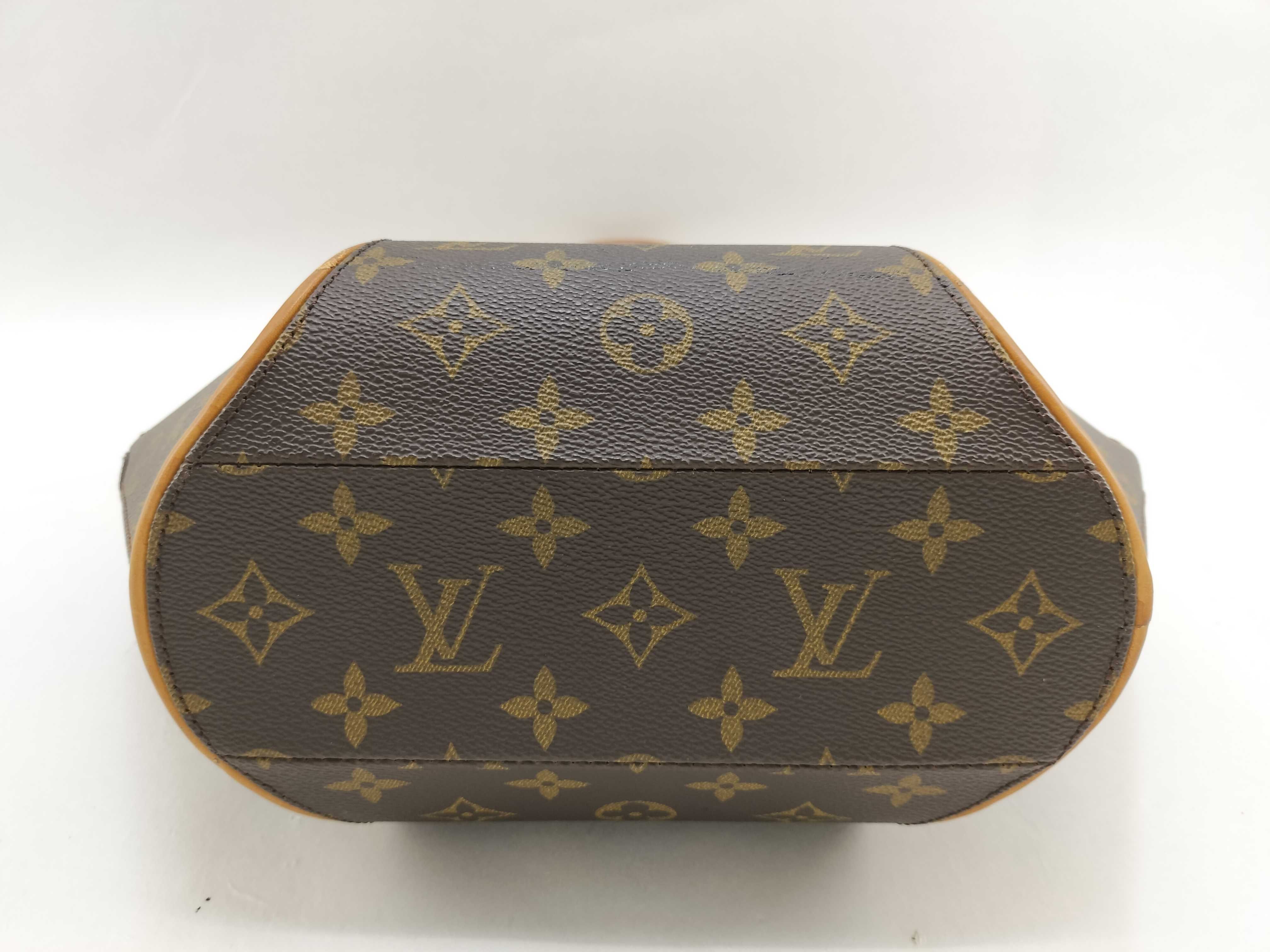 Monogram Louis Vuitton Monogram Ellipse Handbag — view 6