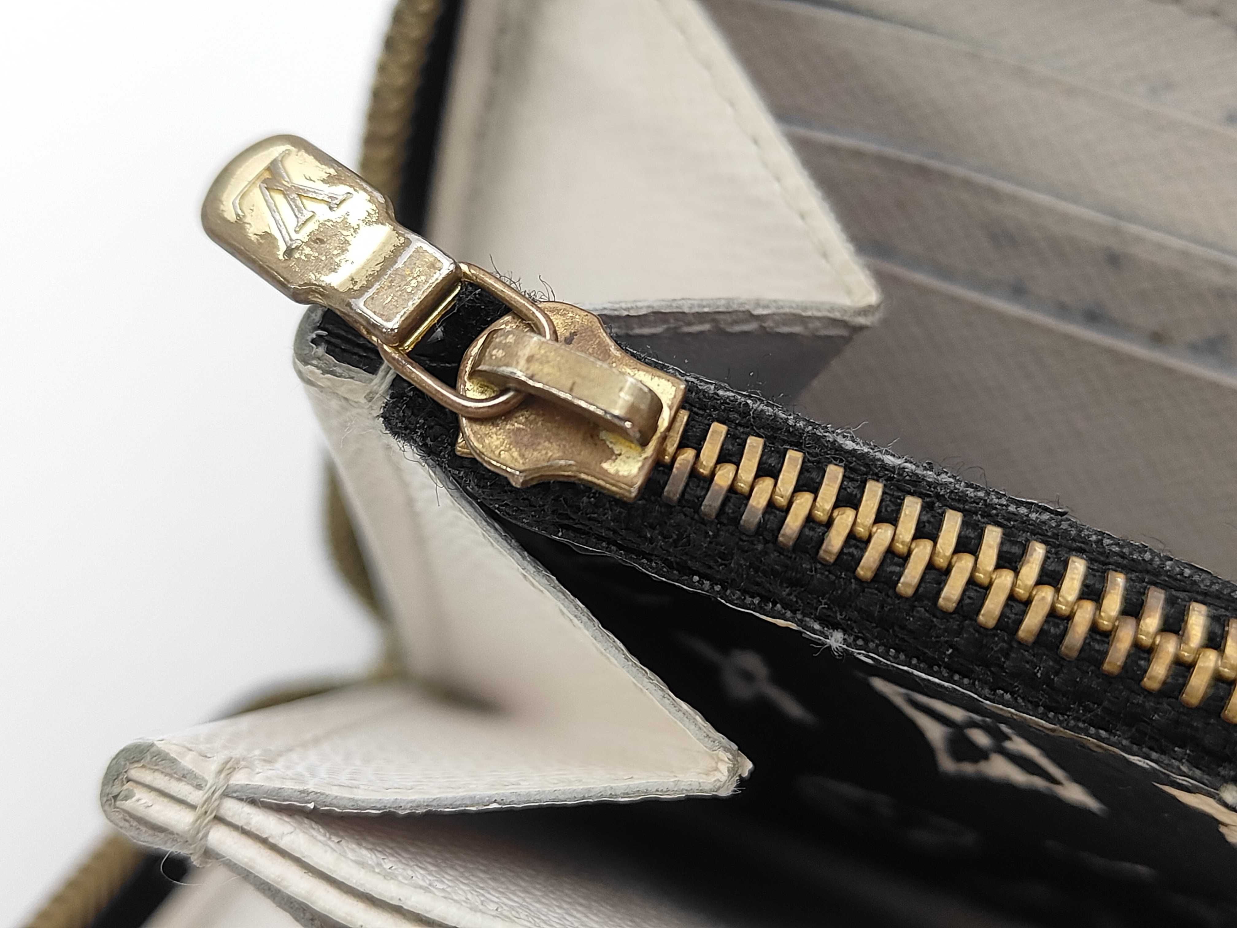 Monogram Crafty Zippy Wallet M69437 Wallet — view 8