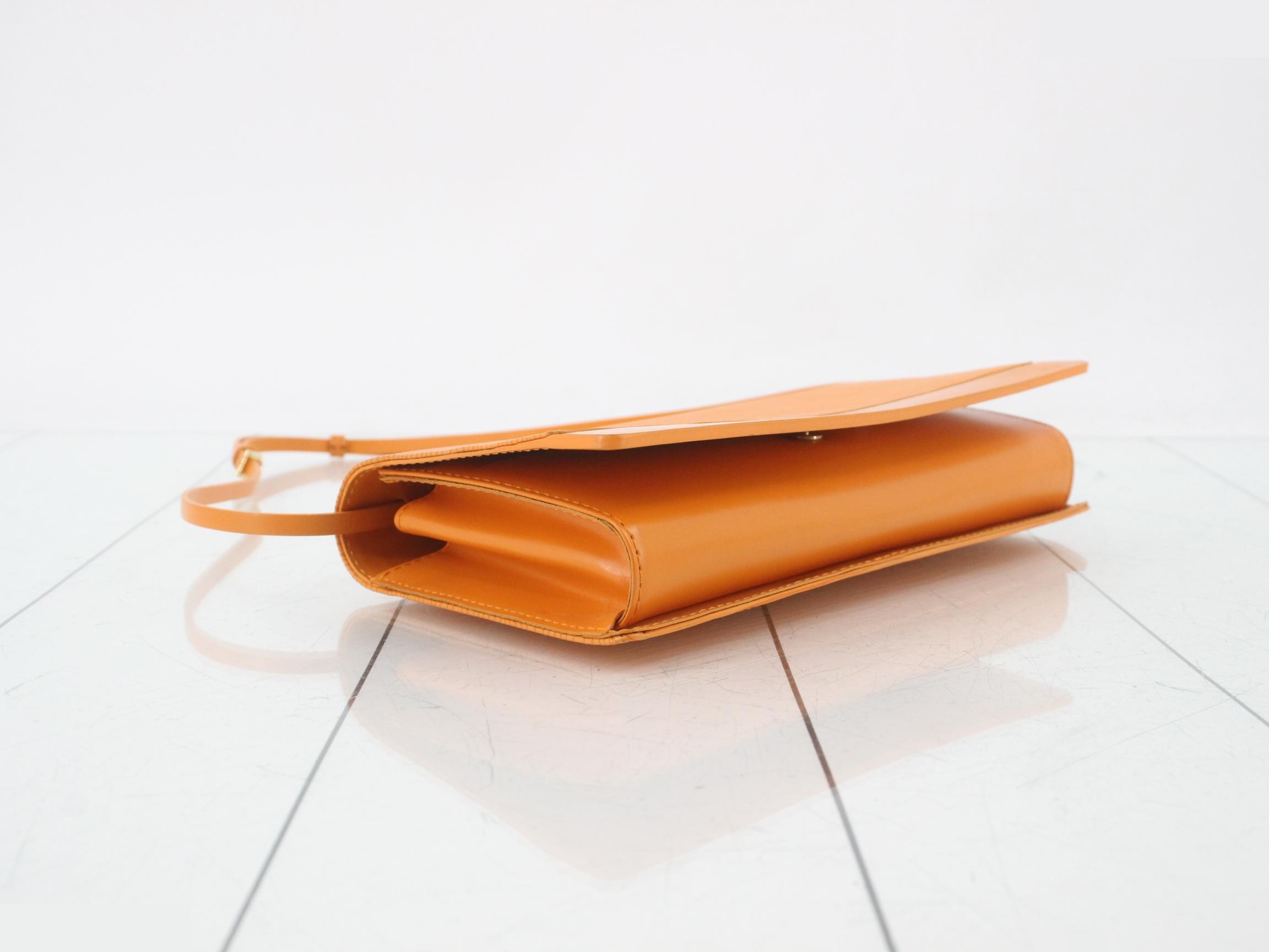 Epi Honfleur One-Shoulder Bag — view 5