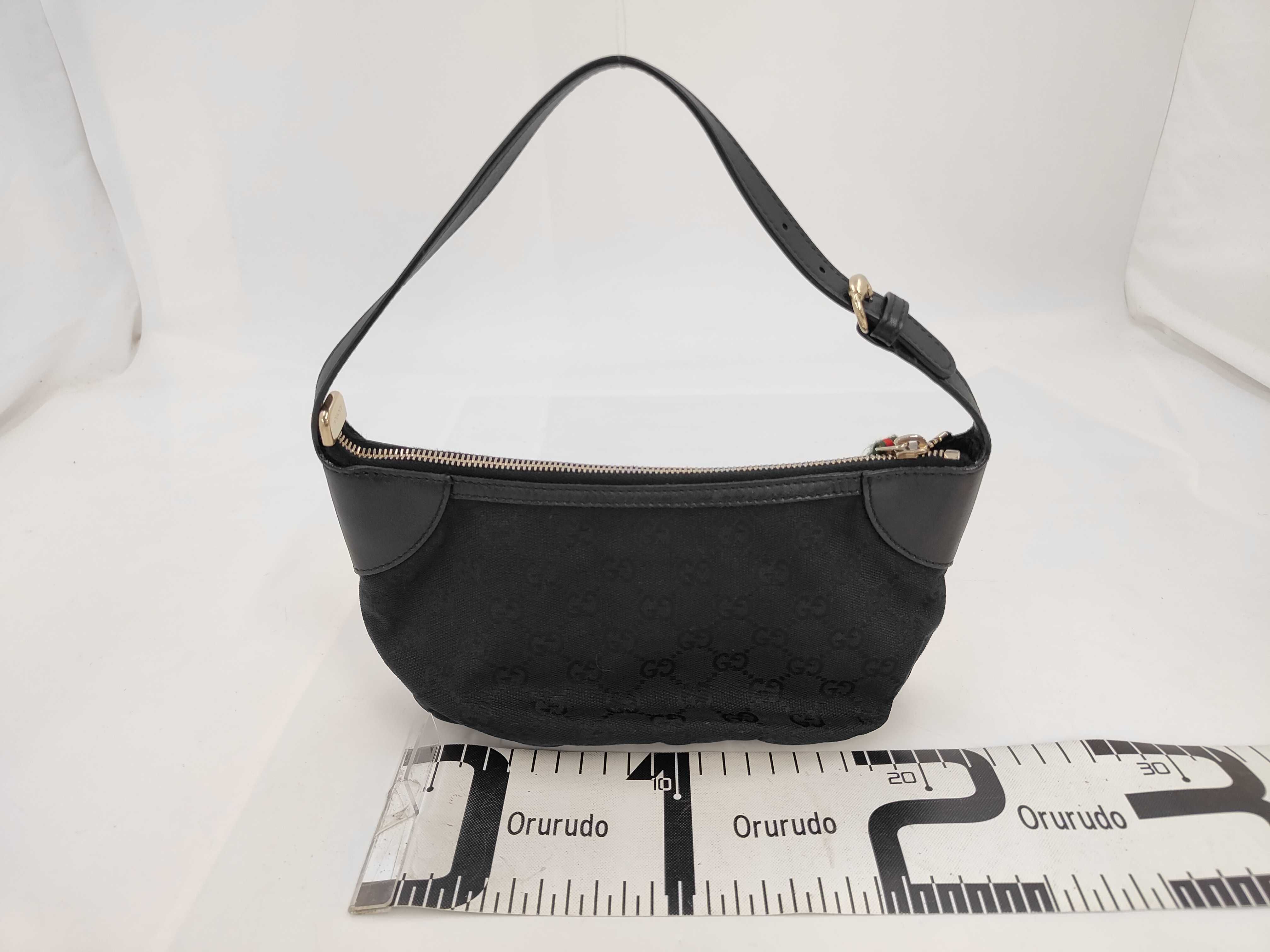 accessory pouch shoulder bag, GG canvas, 224093 bag — view 2