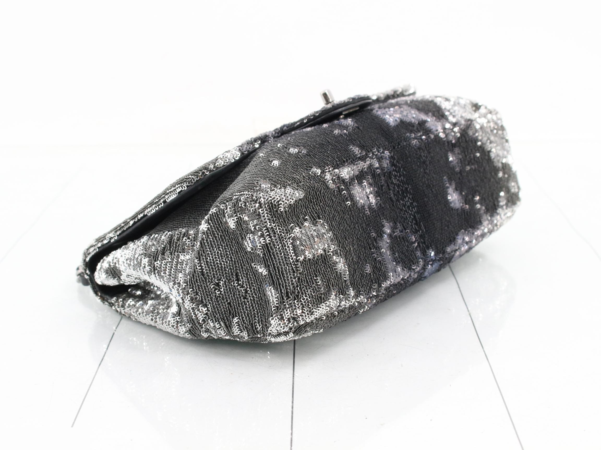 Sequin single flap gradient chain shoulder bag, item number 24. — view 5