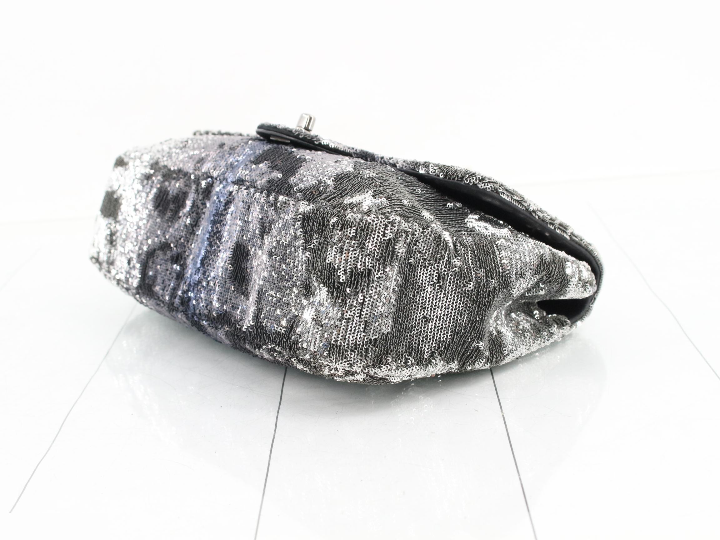 Sequin single flap gradient chain shoulder bag, item number 24. — view 6