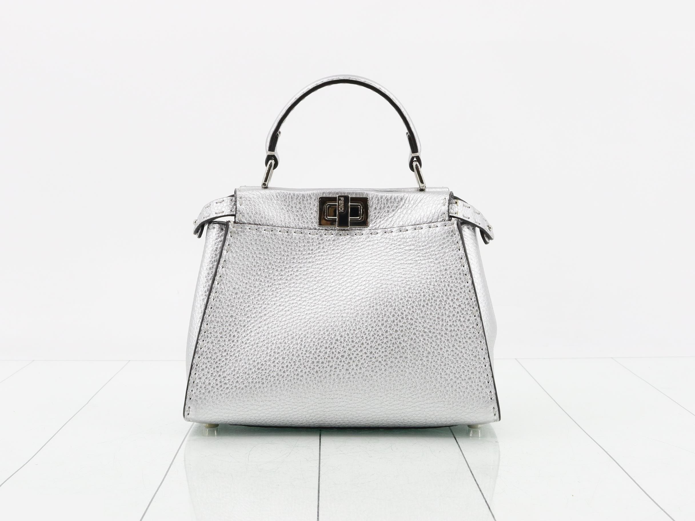 Peekaboo Iconic Small / Selleria Handbag 8BN244