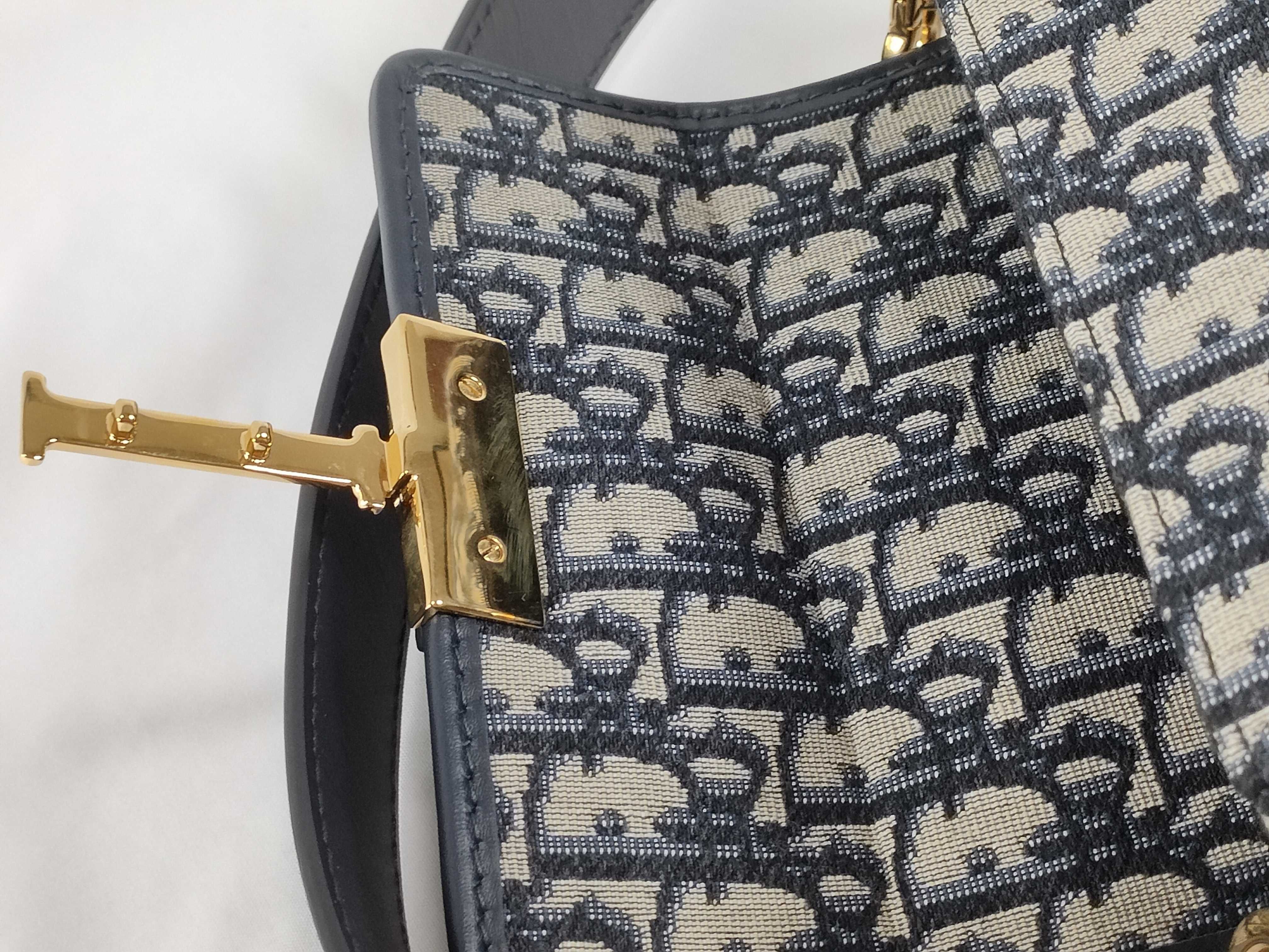 Trotter Dior 30 Montaigne 02-MA-0260 Shoulder Bag — view 8