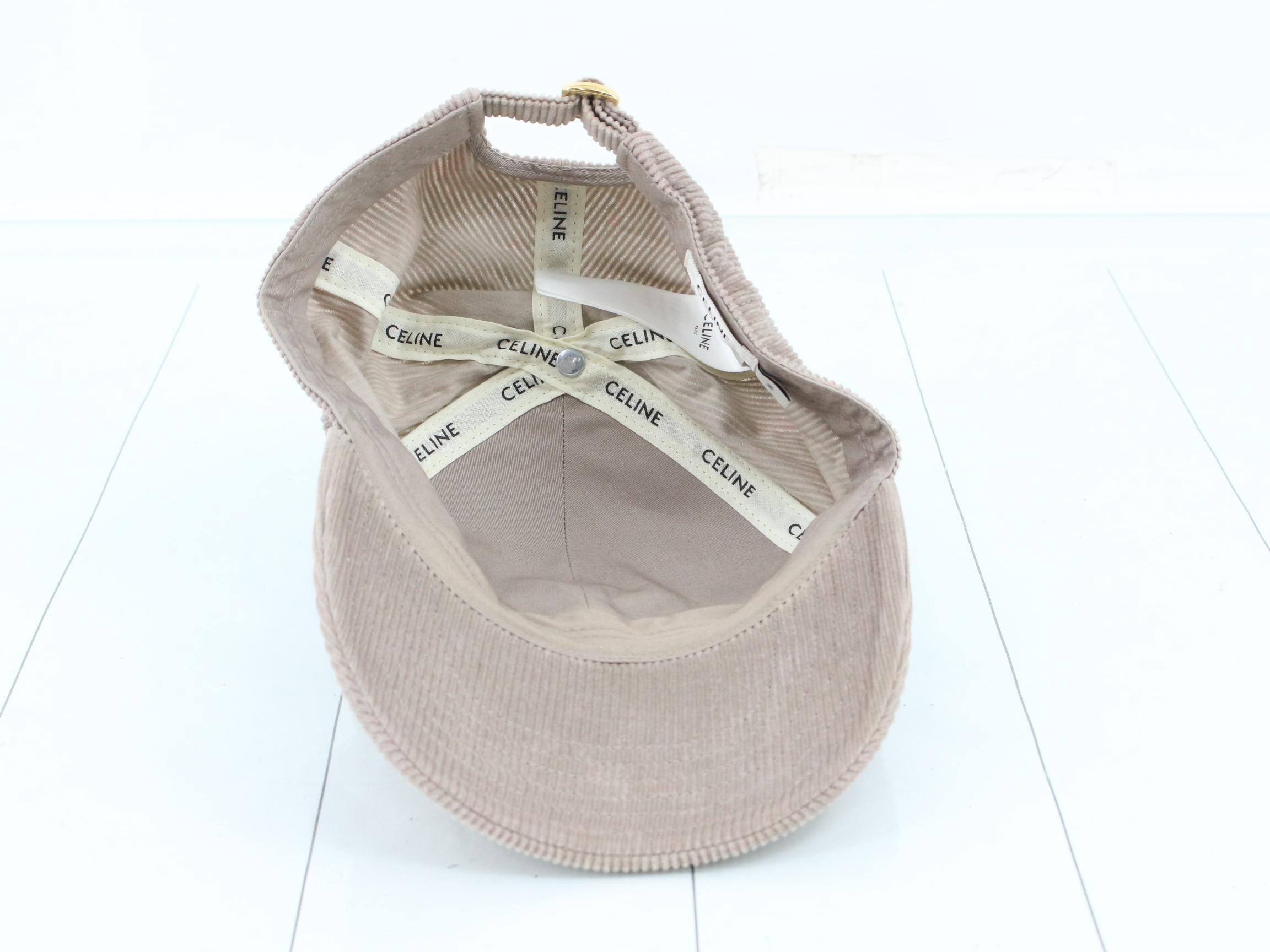 hat — view 3