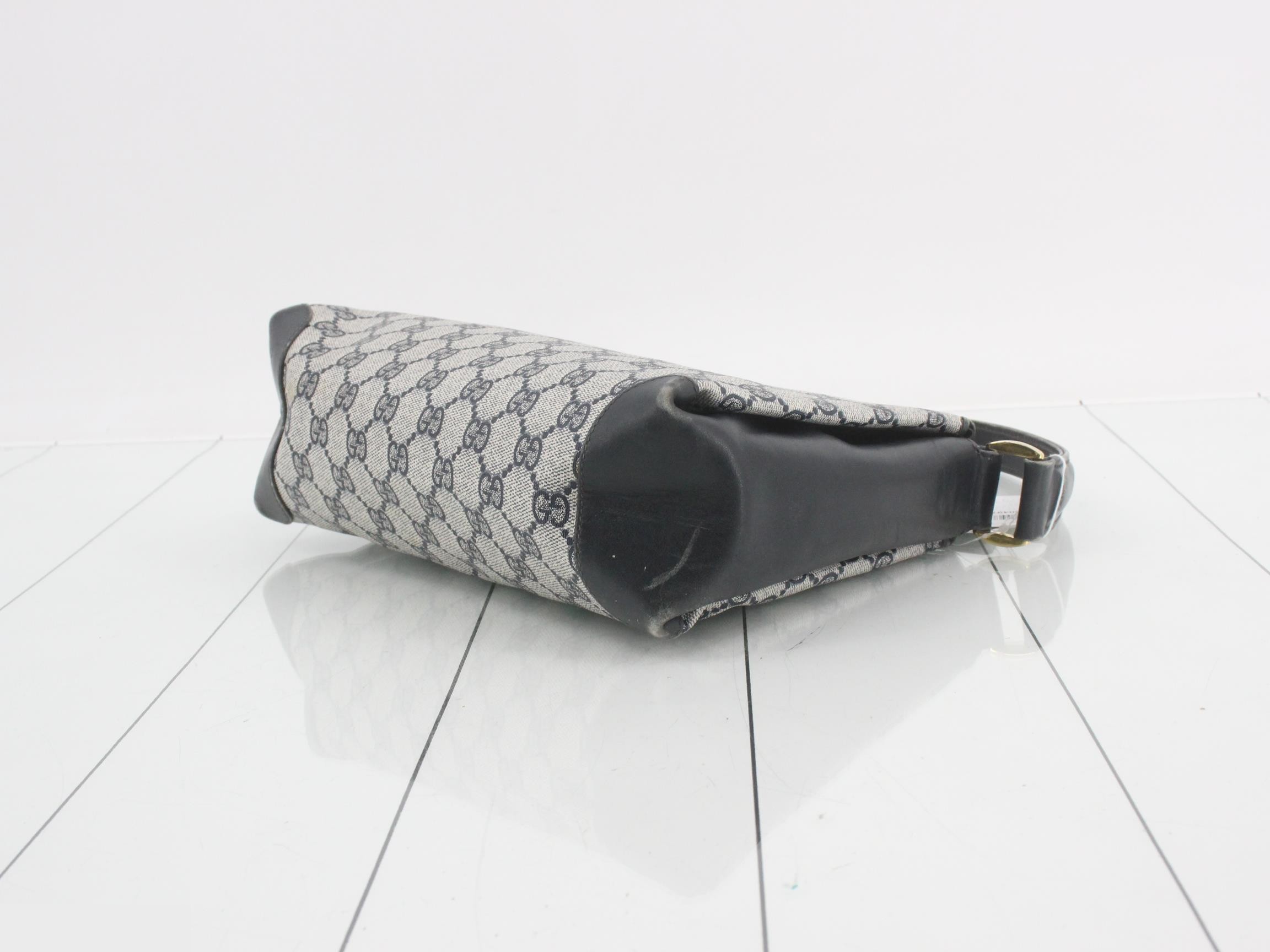 GG Supreme handbag — view 6