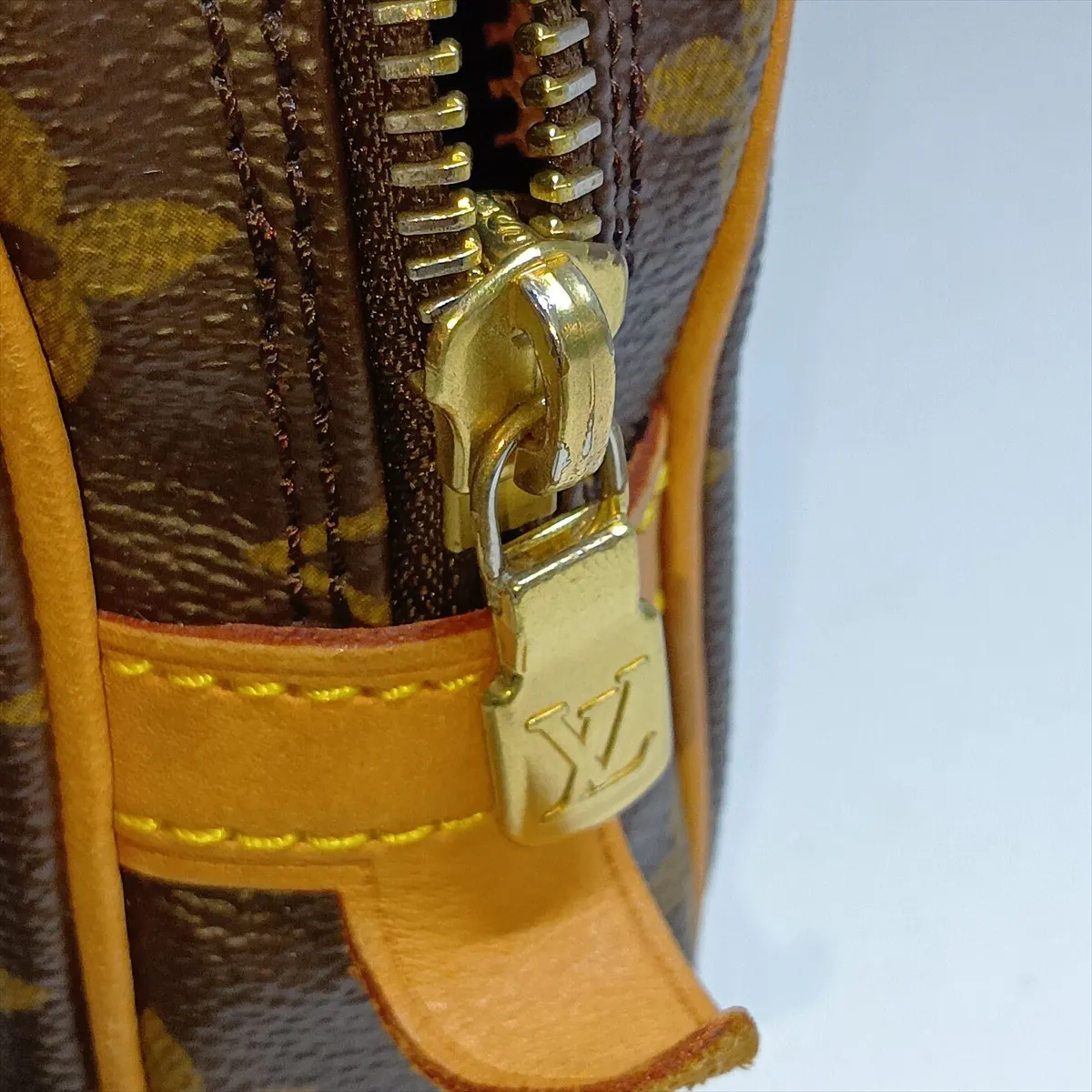 Monogram Pochette Marly Bandoulière M51828 DU0094 Brown — view 11