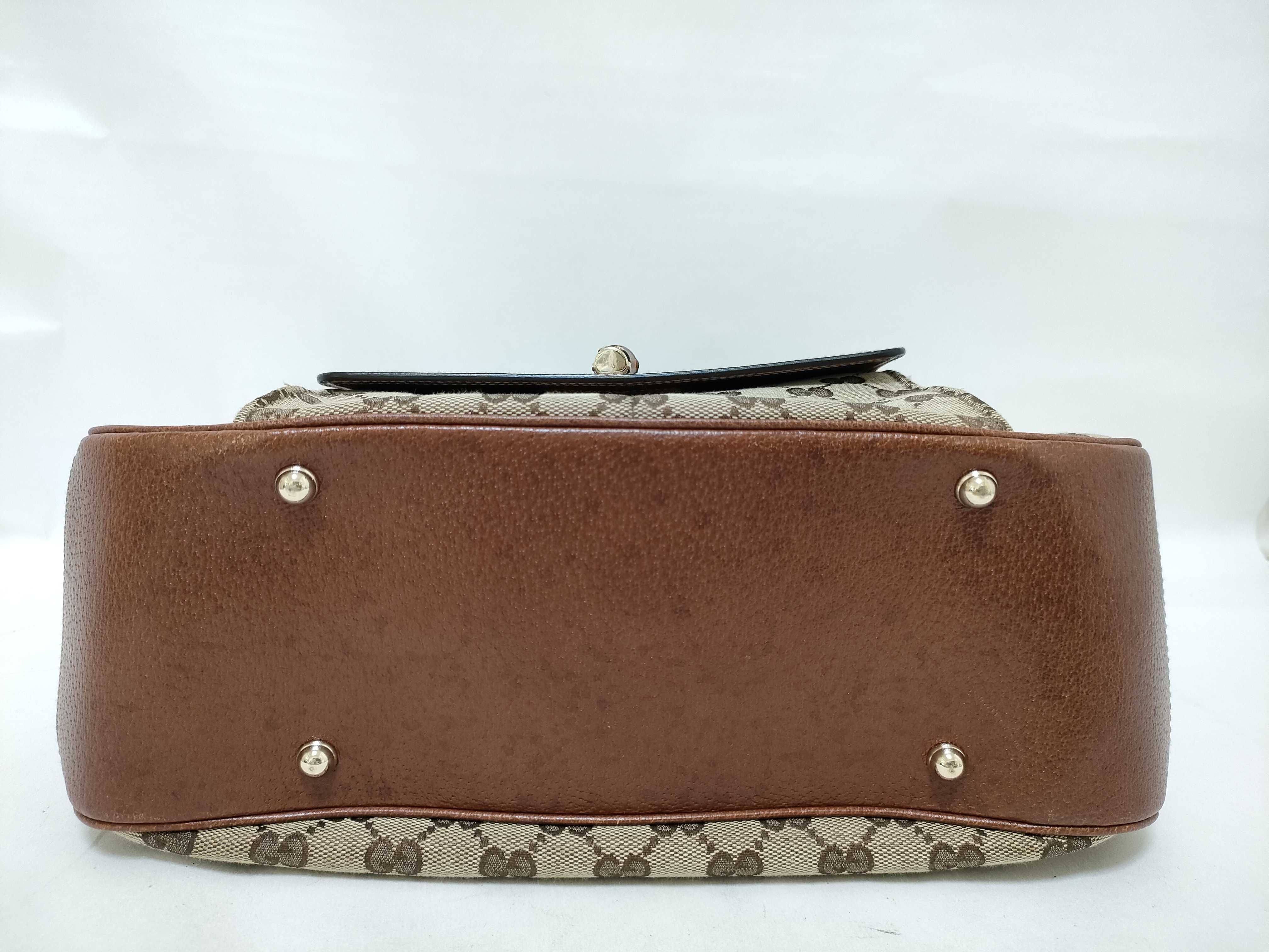 Bamboo GG Canvas Bamboo Shoulder Bag — view 7