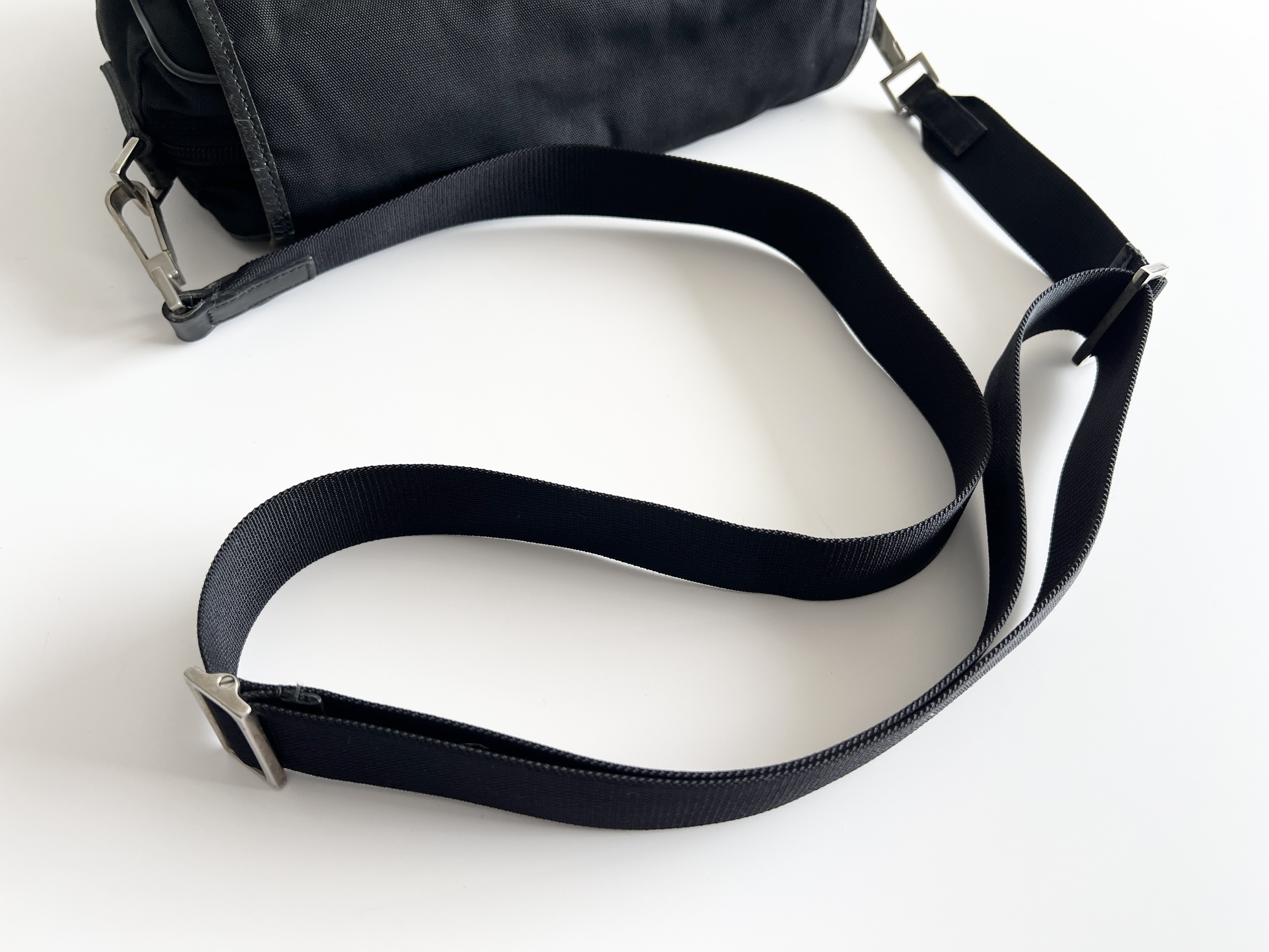 Leather Nylon Flap Shoulder Bag One-Shoulder Bag — view 3
