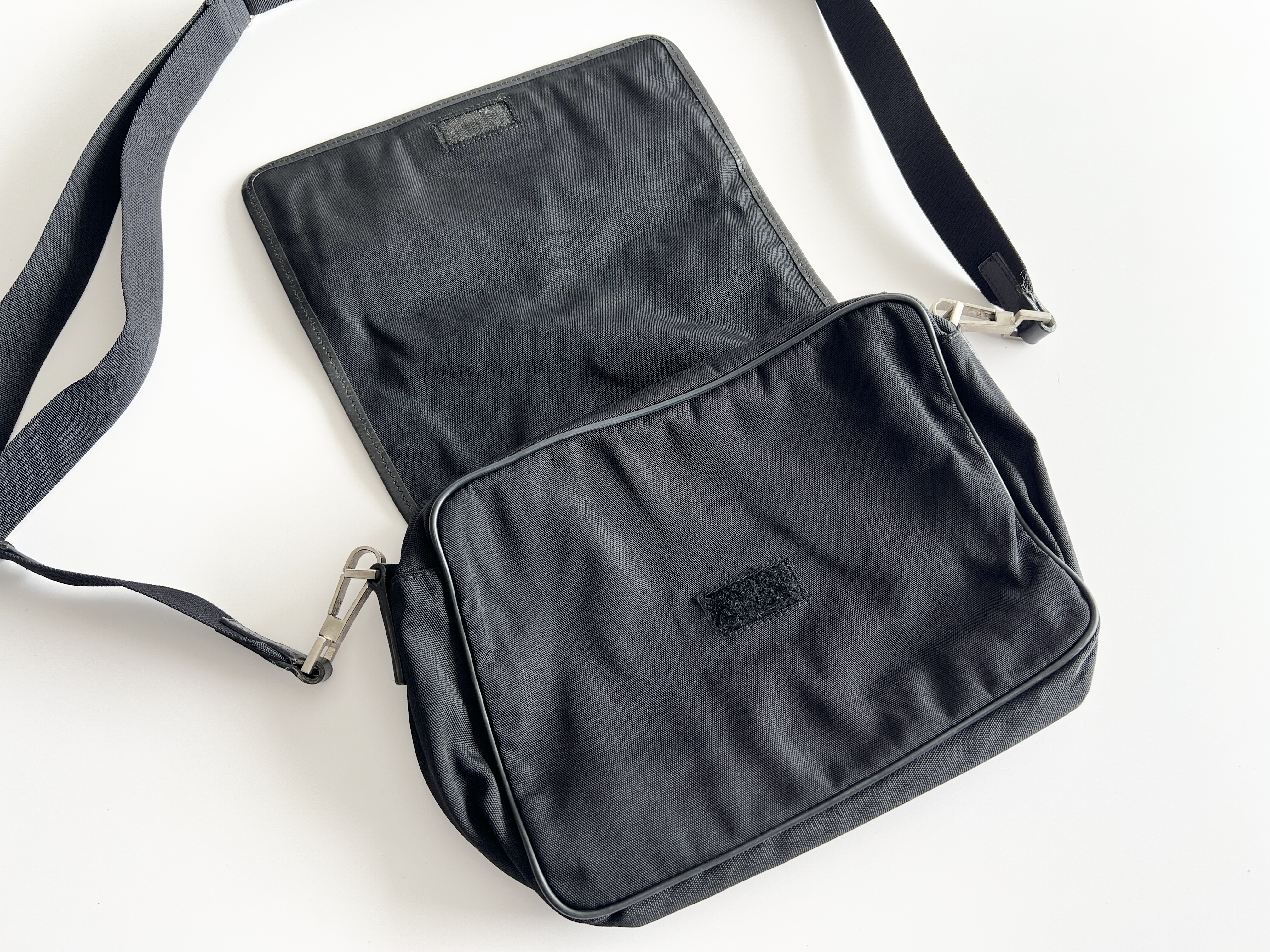 Leather Nylon Flap Shoulder Bag One-Shoulder Bag — view 4