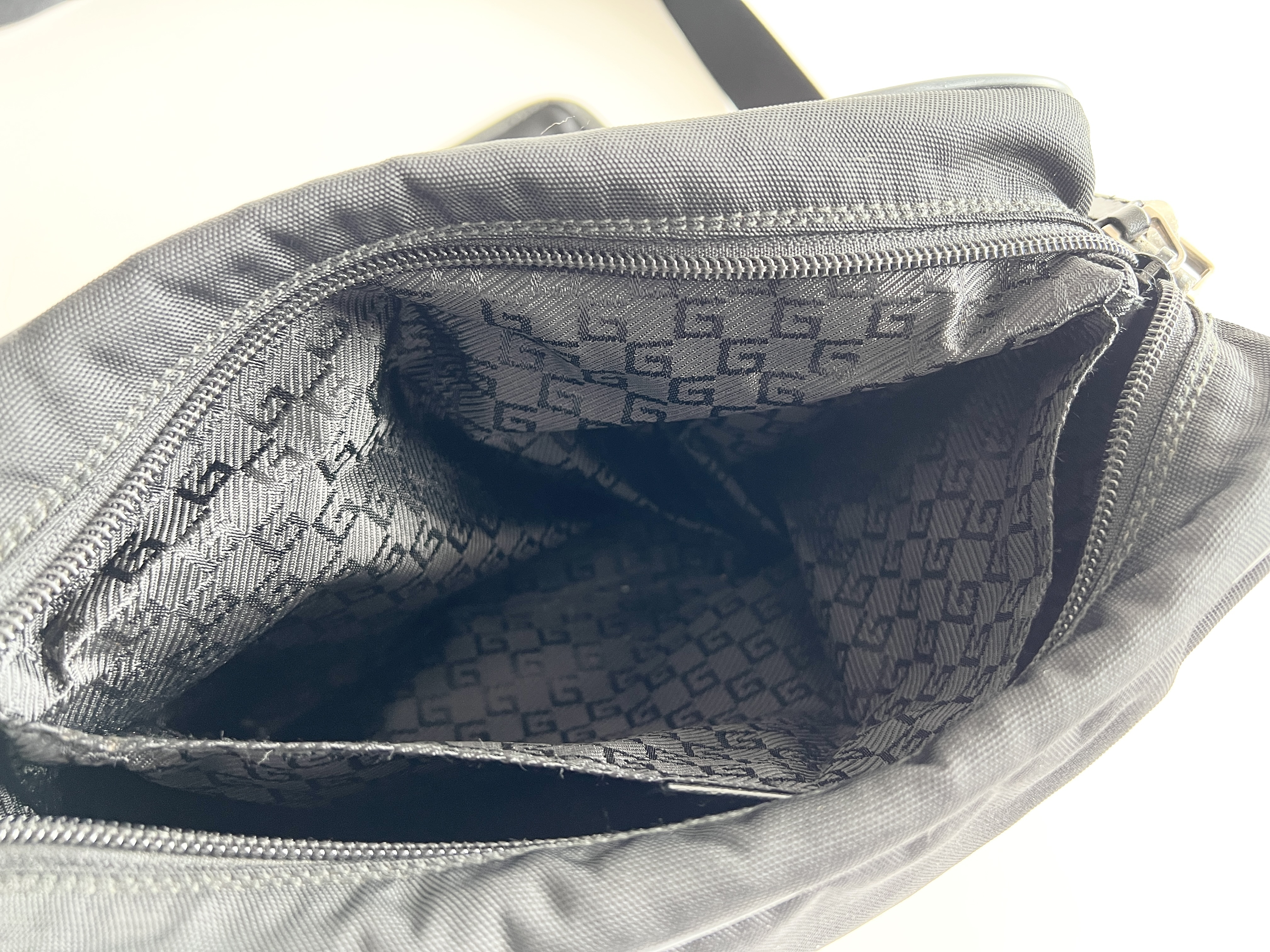 Leather Nylon Flap Shoulder Bag One-Shoulder Bag — view 9