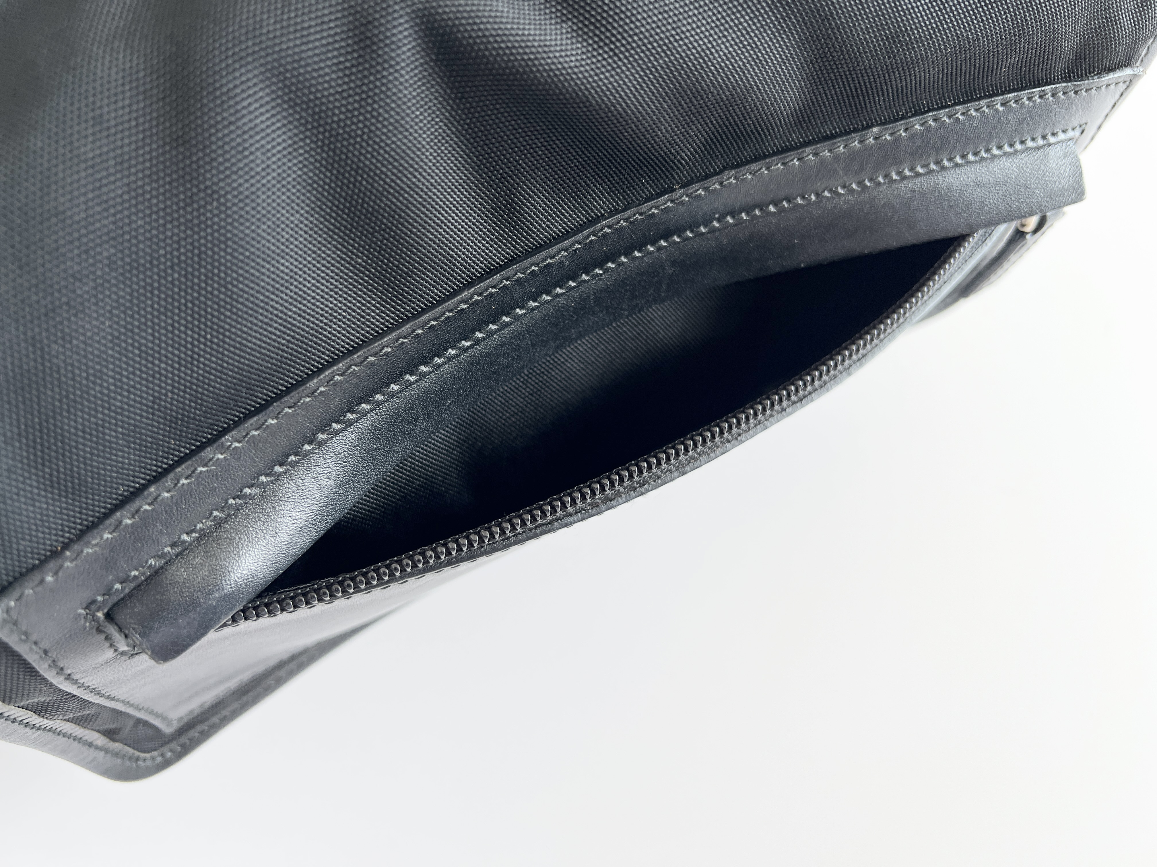 Leather Nylon Flap Shoulder Bag One-Shoulder Bag — view 10