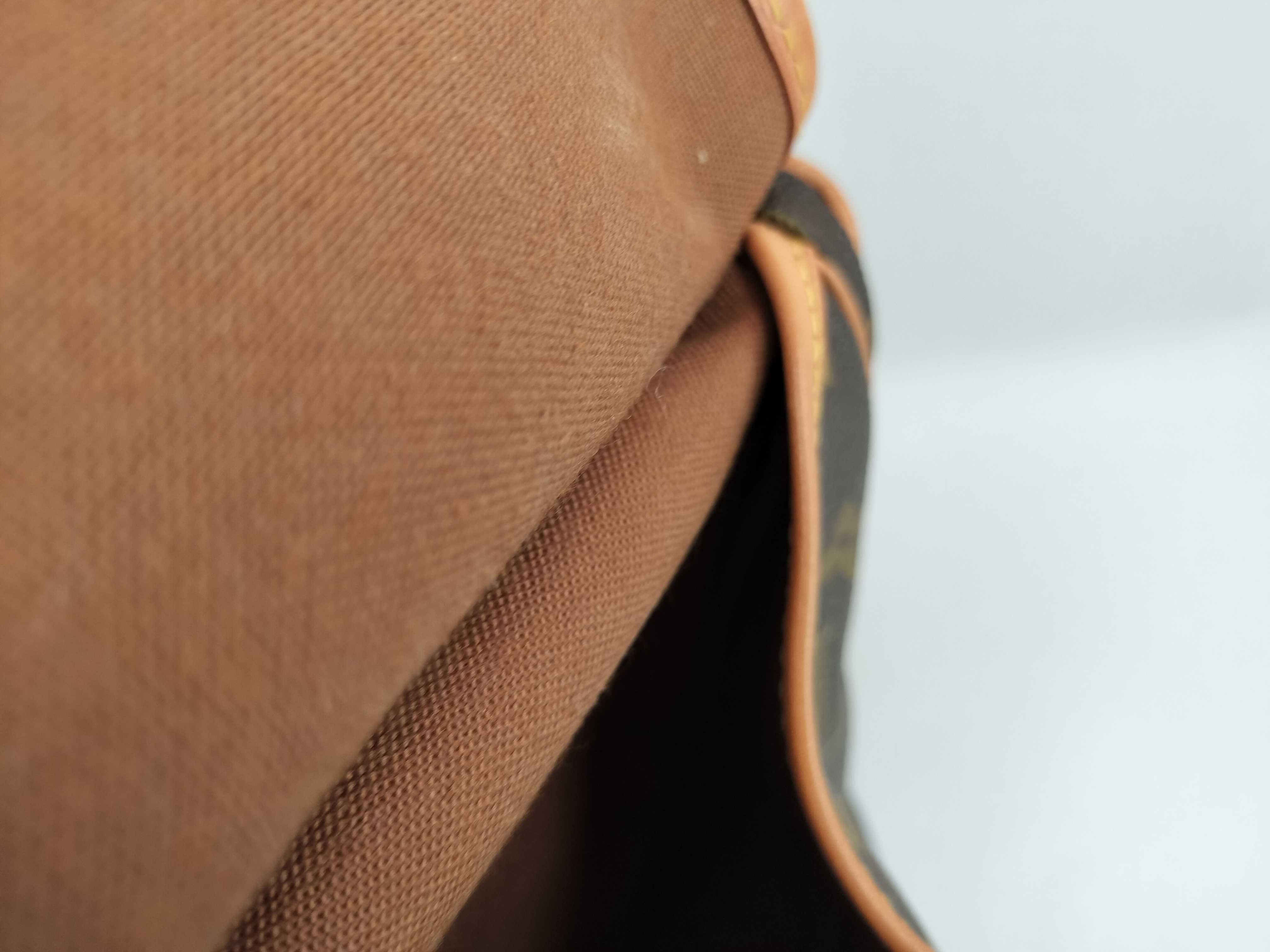 Monogram Louis Vuitton Saumur 30 Monogram Shoulder Bag M42256 — view 9