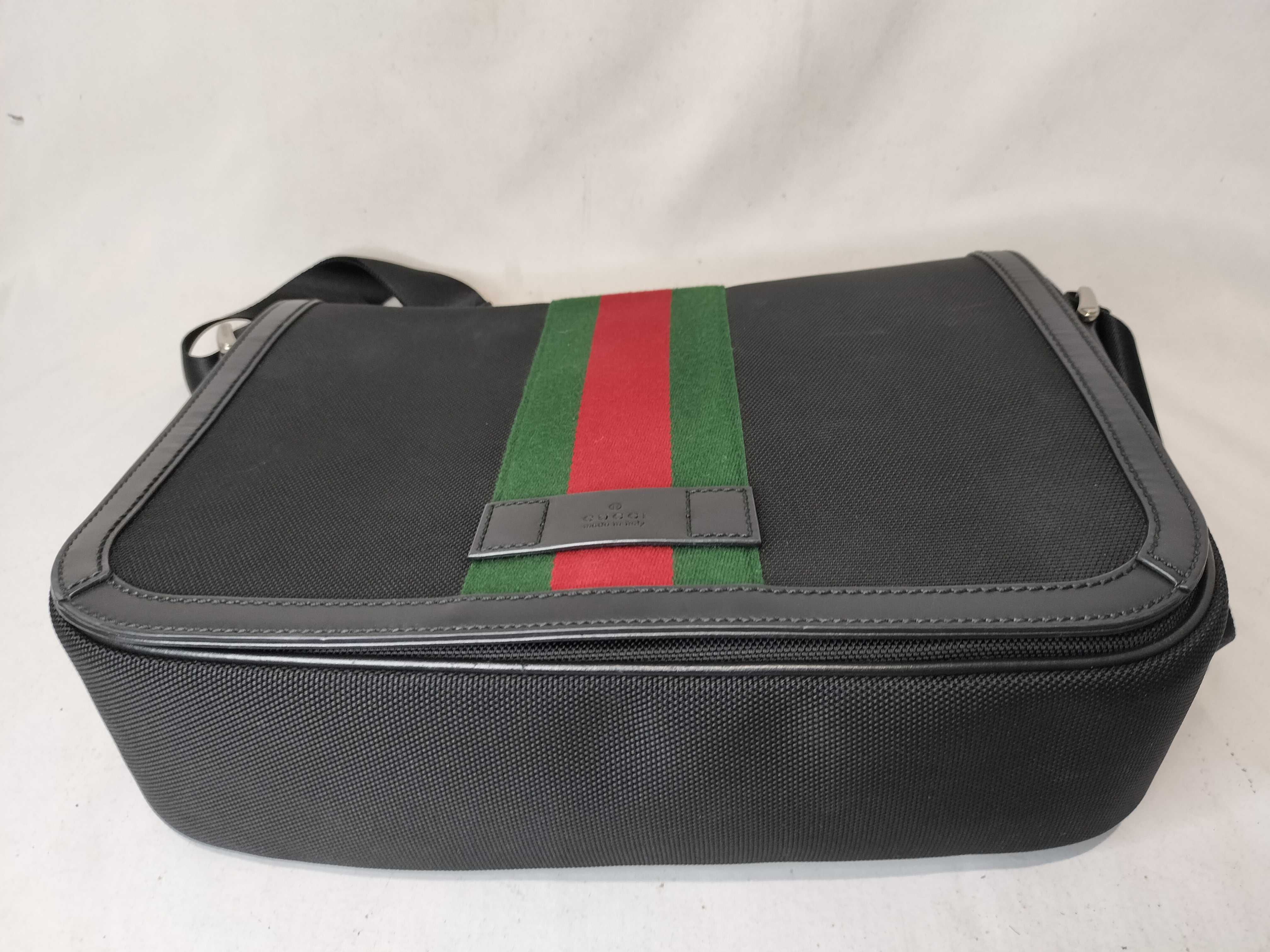 630921 525049 Sherry Canvas Shoulder Bag — view 8