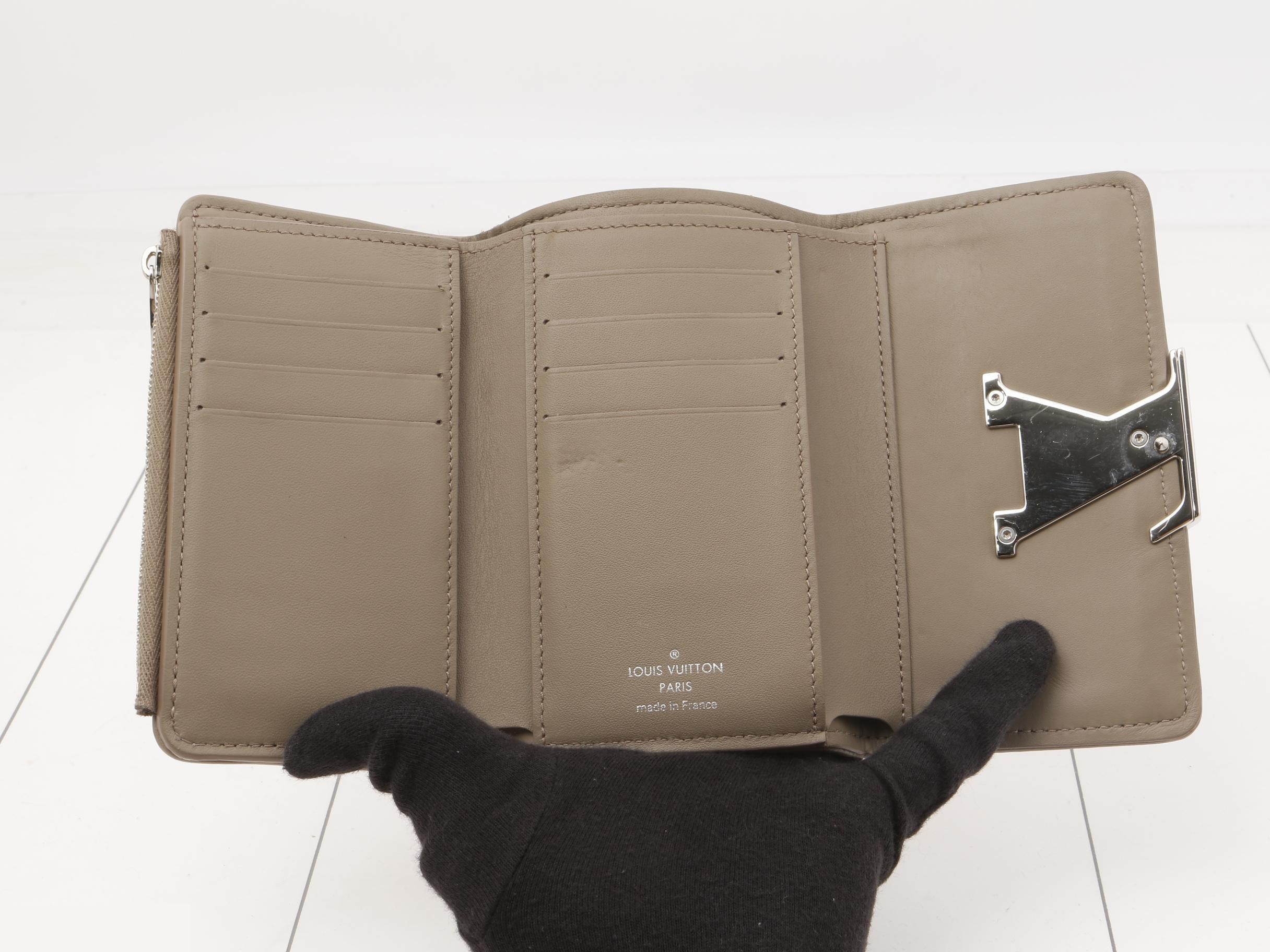 Portefeuille Capucines Compact Wallet — view 4