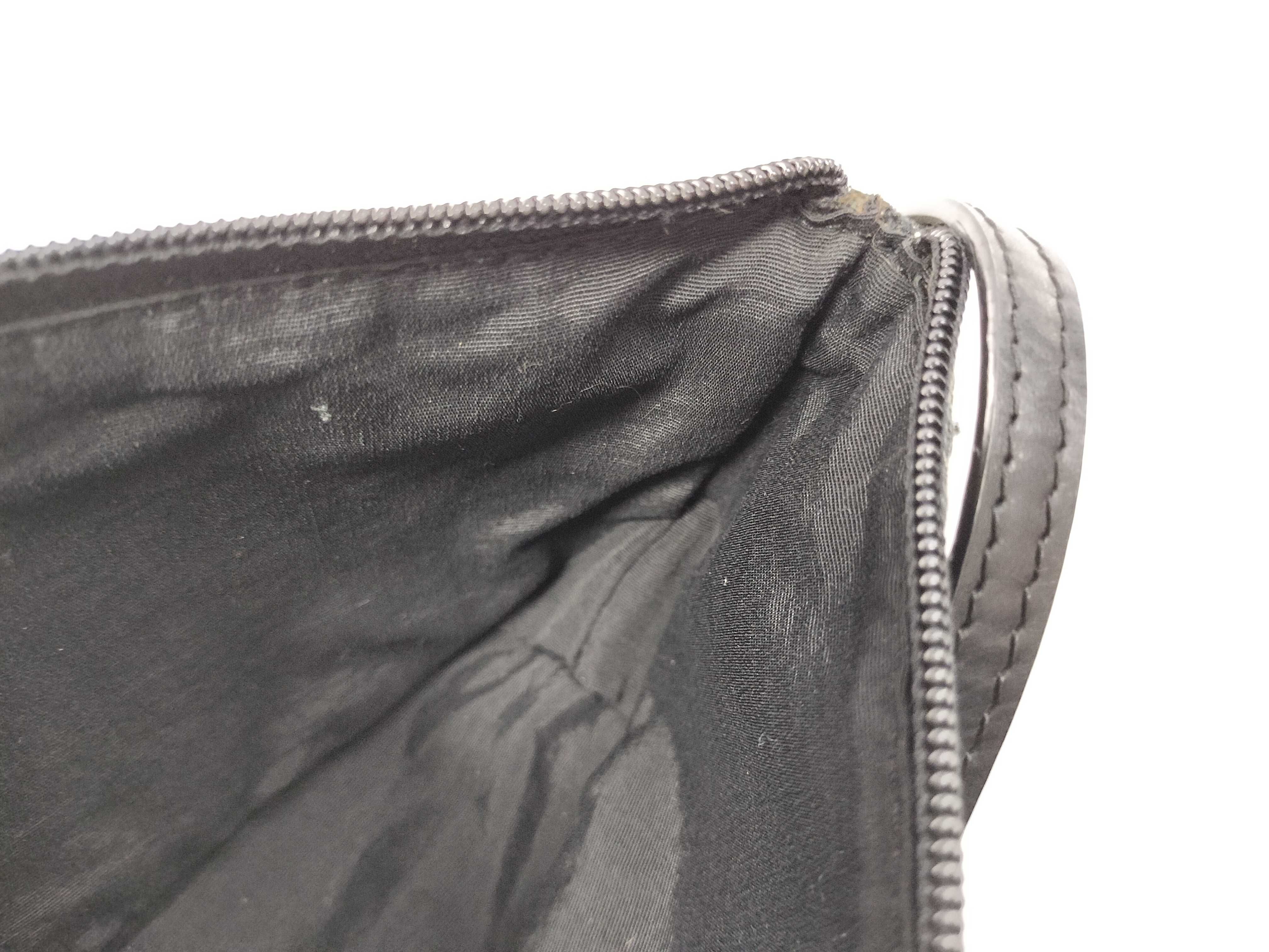GG Canvas 005 0813 001998 One-Shoulder Pouch — view 9