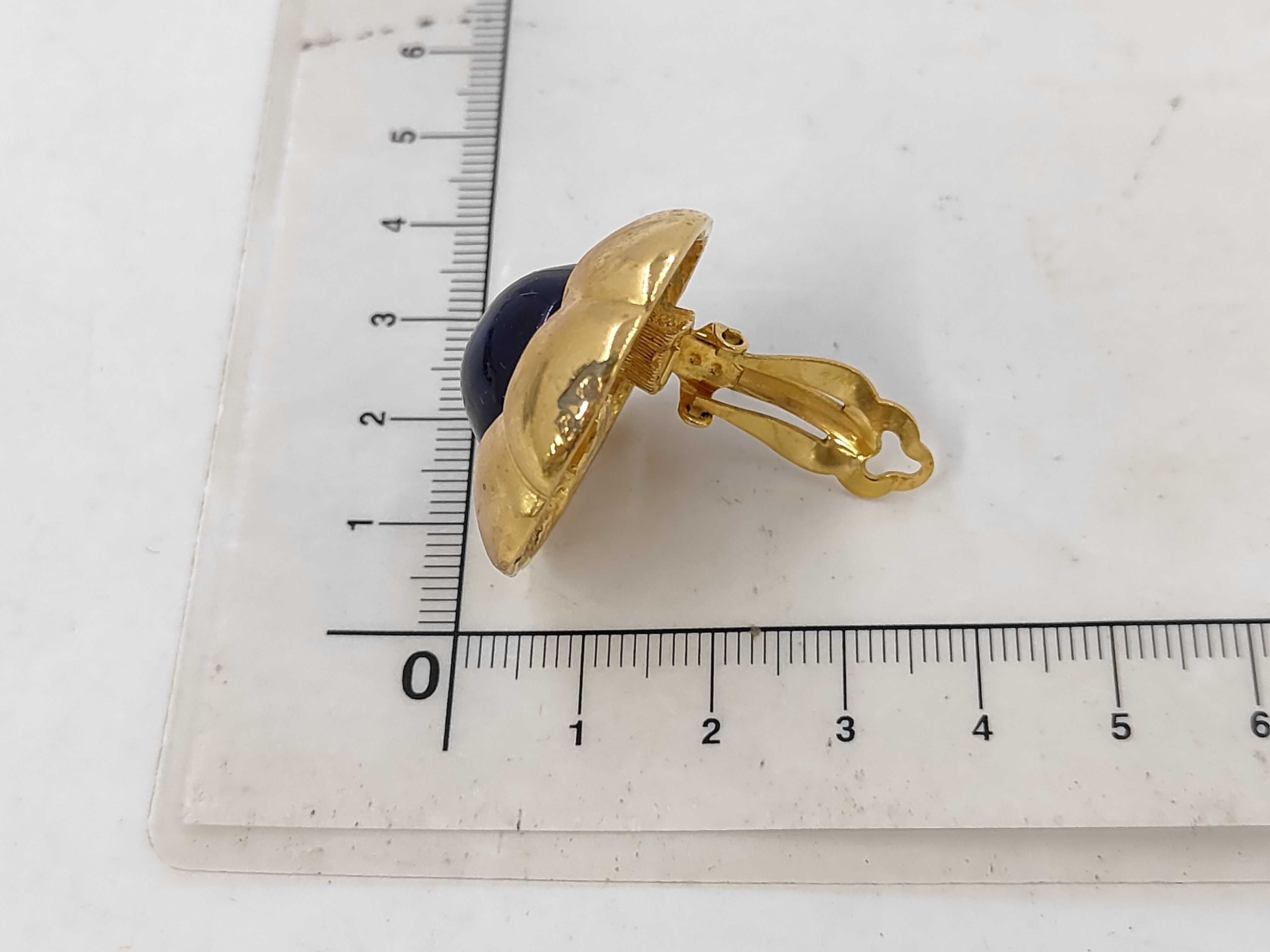 earrings — view 2