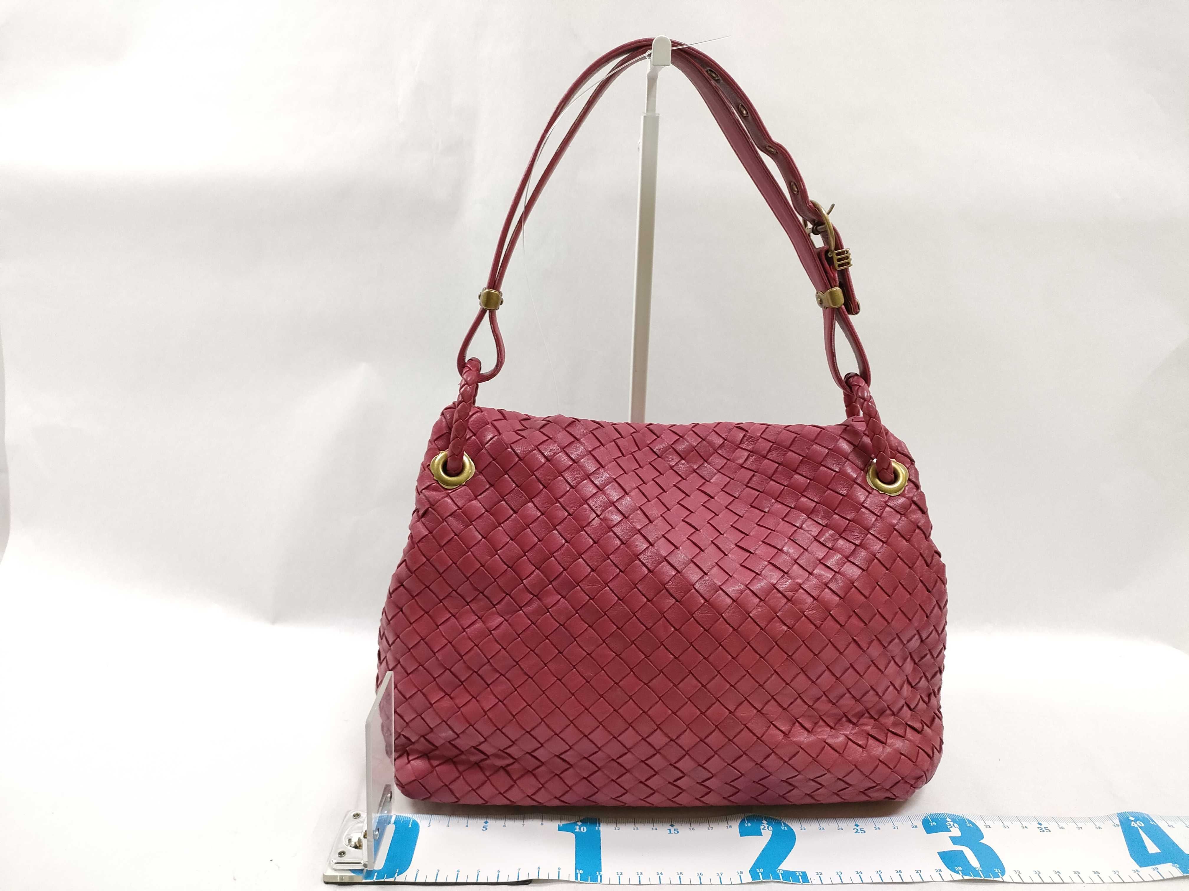 Intrecciato Leather Shoulder Bag, Red — view 2