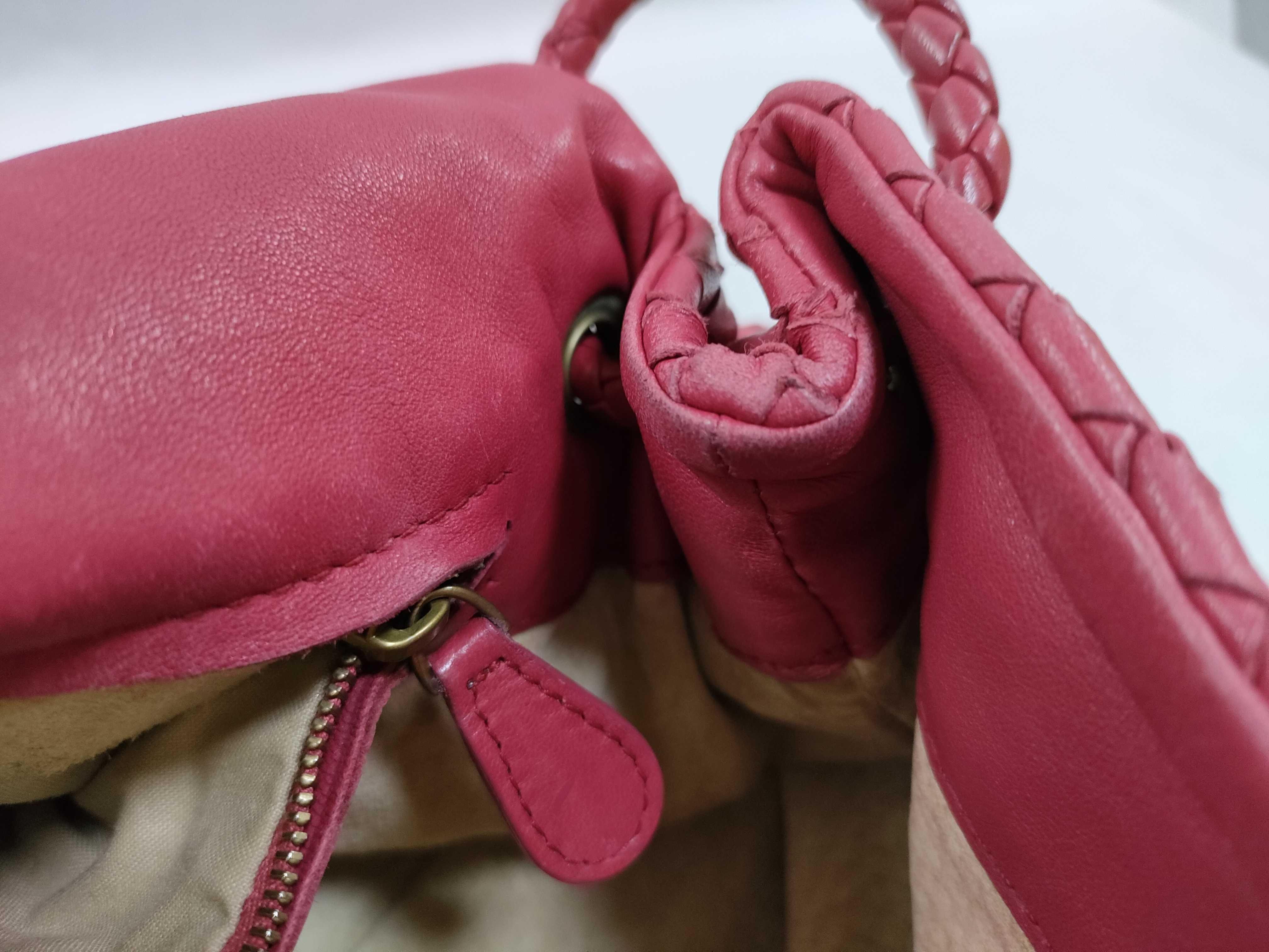 Intrecciato Leather Shoulder Bag, Red — view 11
