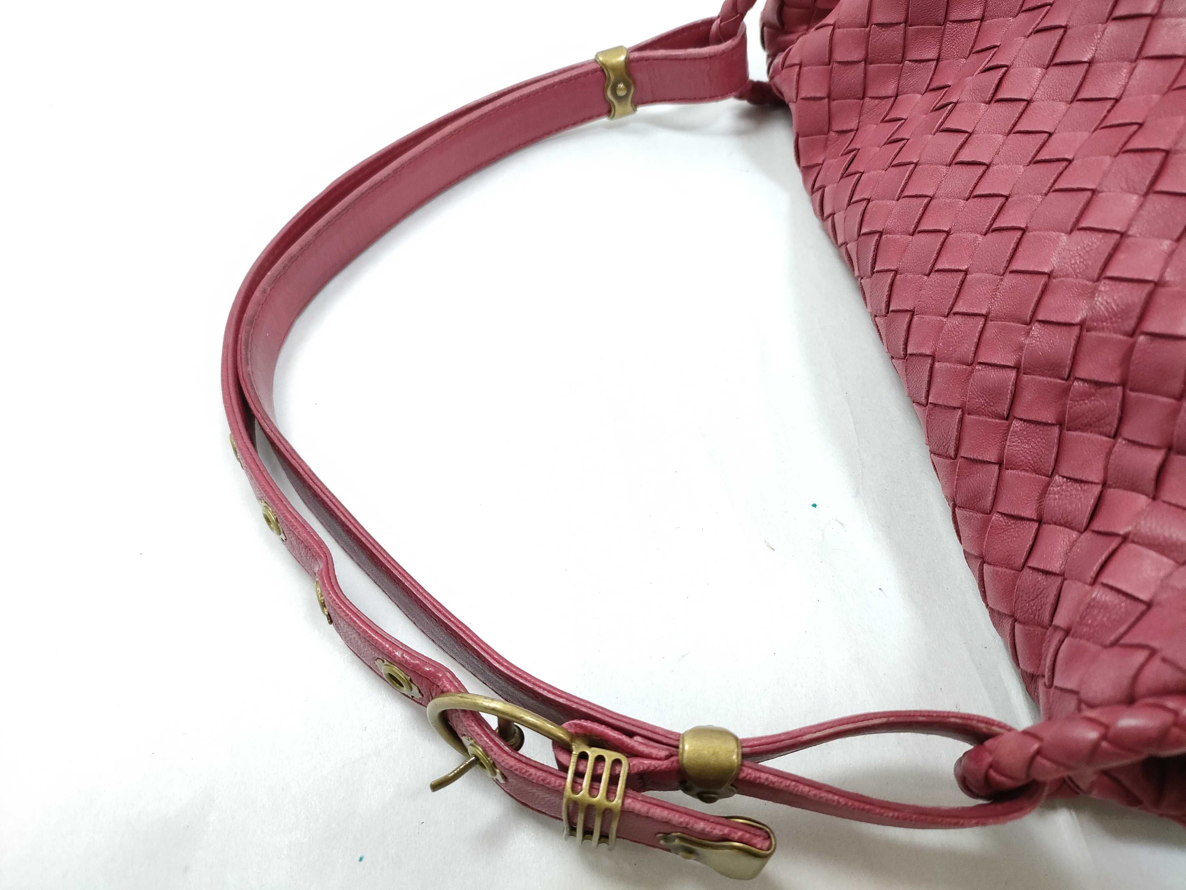 Intrecciato Leather Shoulder Bag, Red — view 3