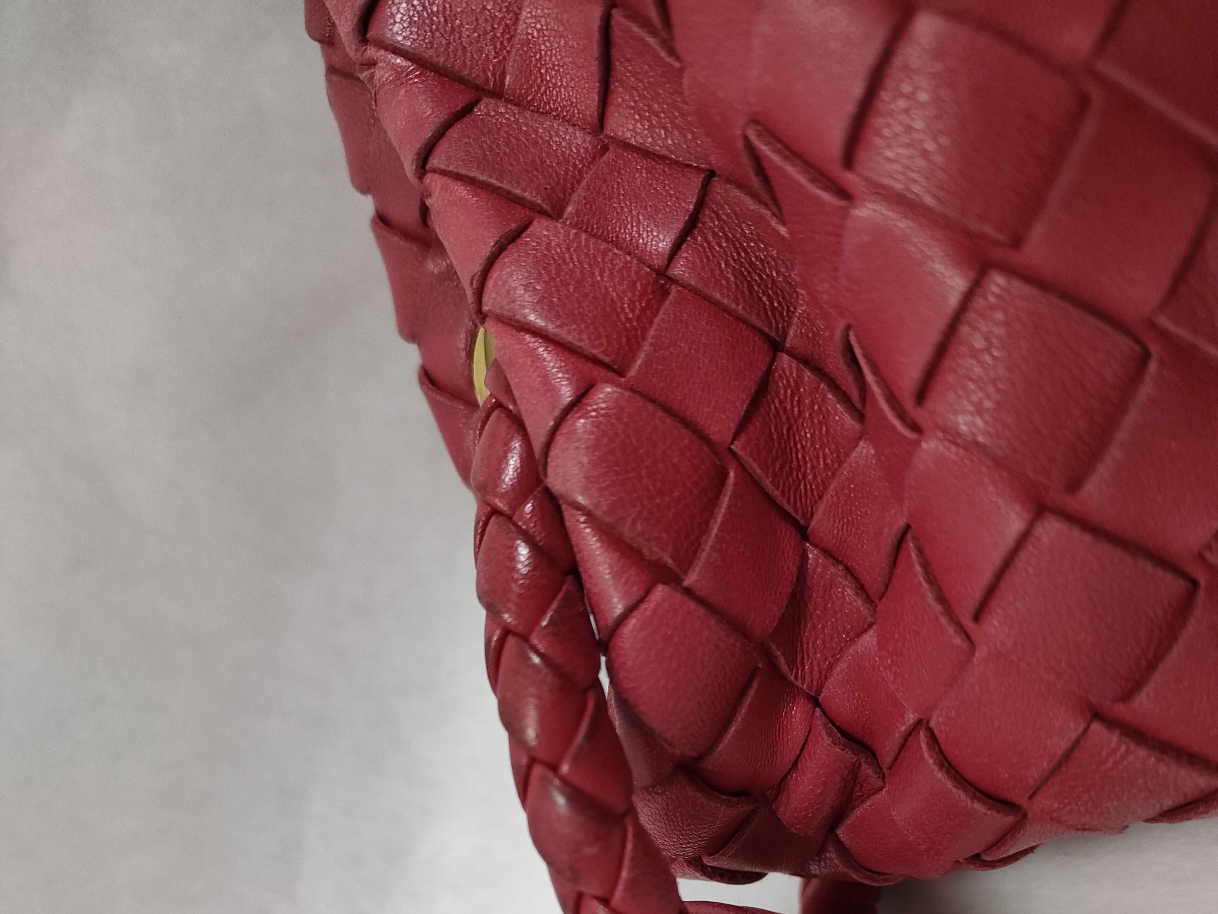 Intrecciato Leather Shoulder Bag, Red — view 5