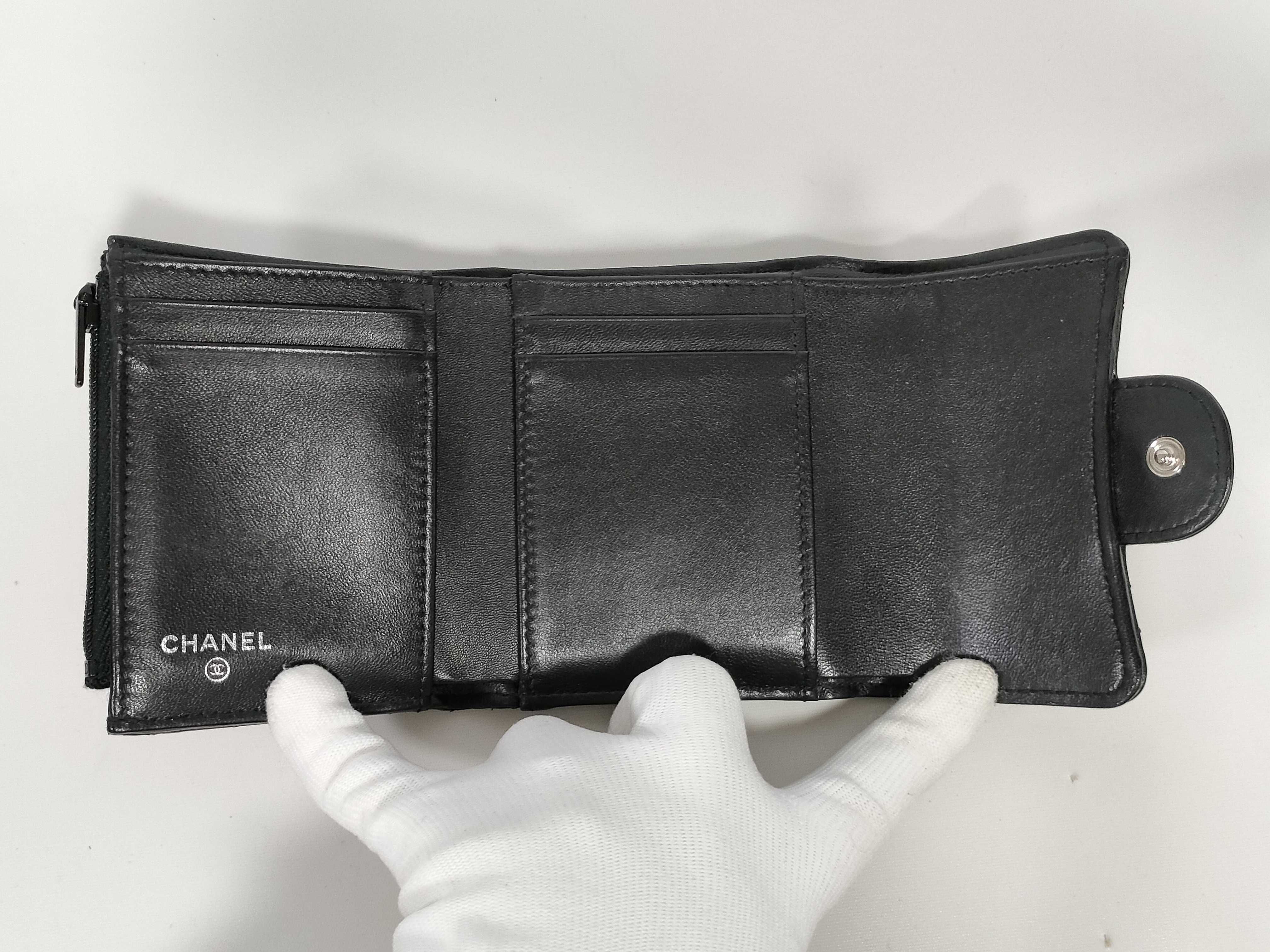 Lambskin Tri-fold Wallet (No. 31 series) / Coco / Black — view 10