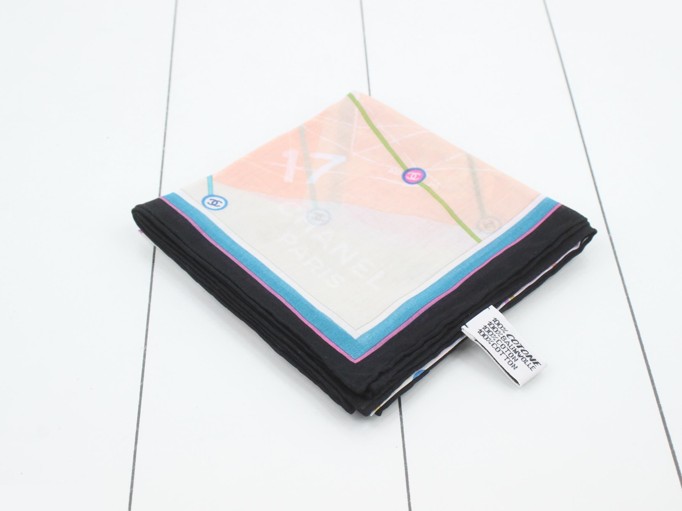 Scarf with tag