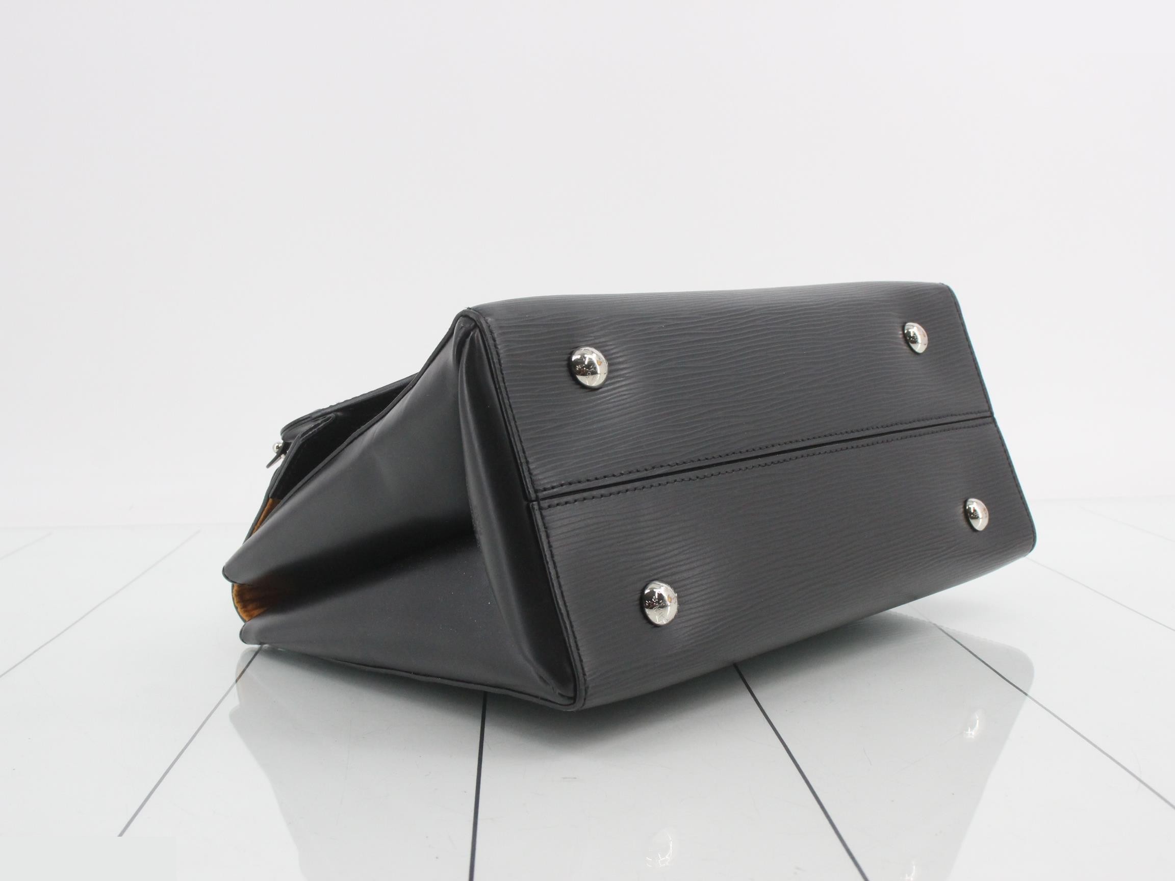 Epi Grenelle MM Noir 2WAY Handbag — view 5