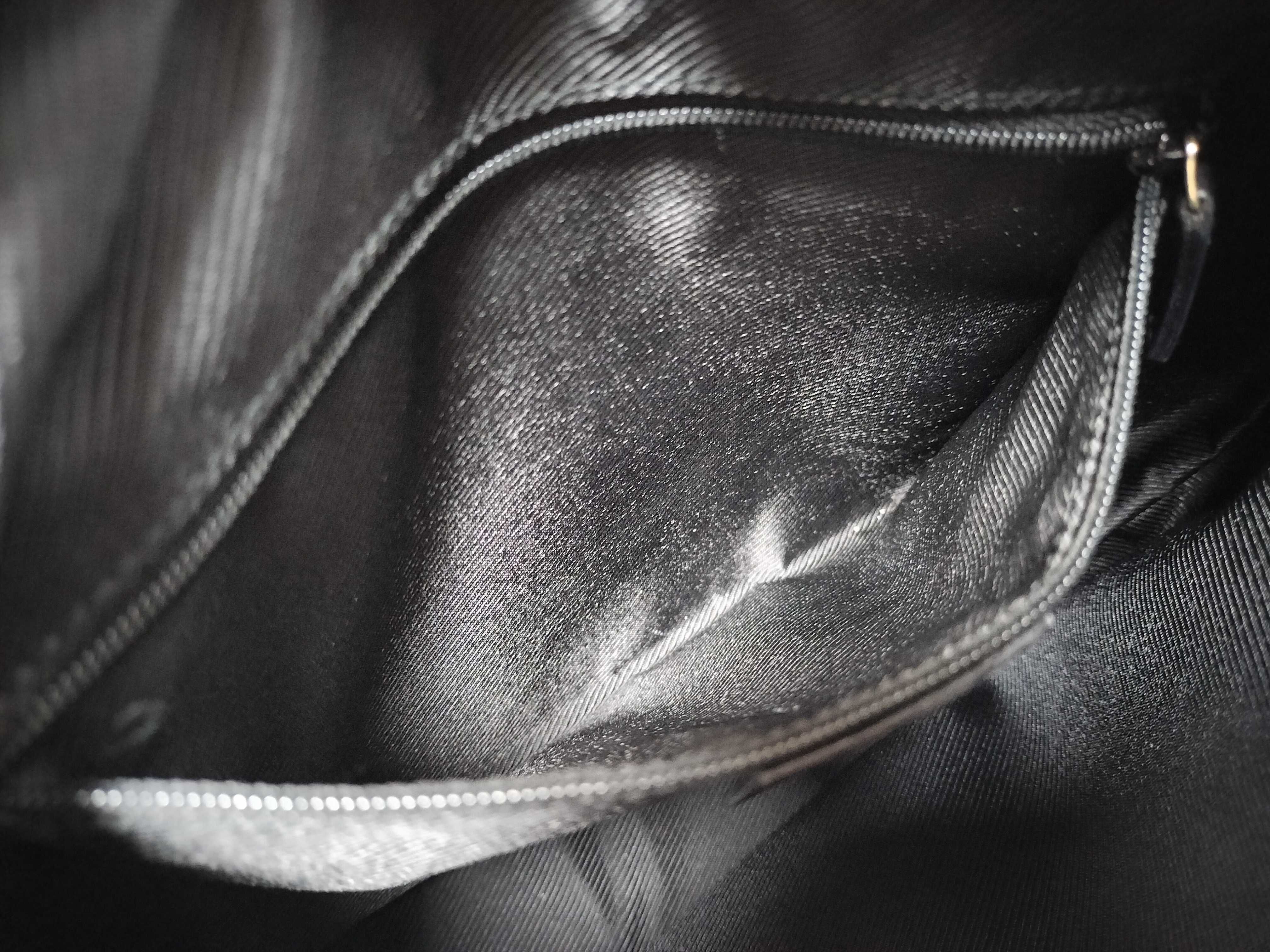 GG Canvas One-Shoulder Bag 001・4288 GG Canvas x Leather Black Shoulder Bag — view 13