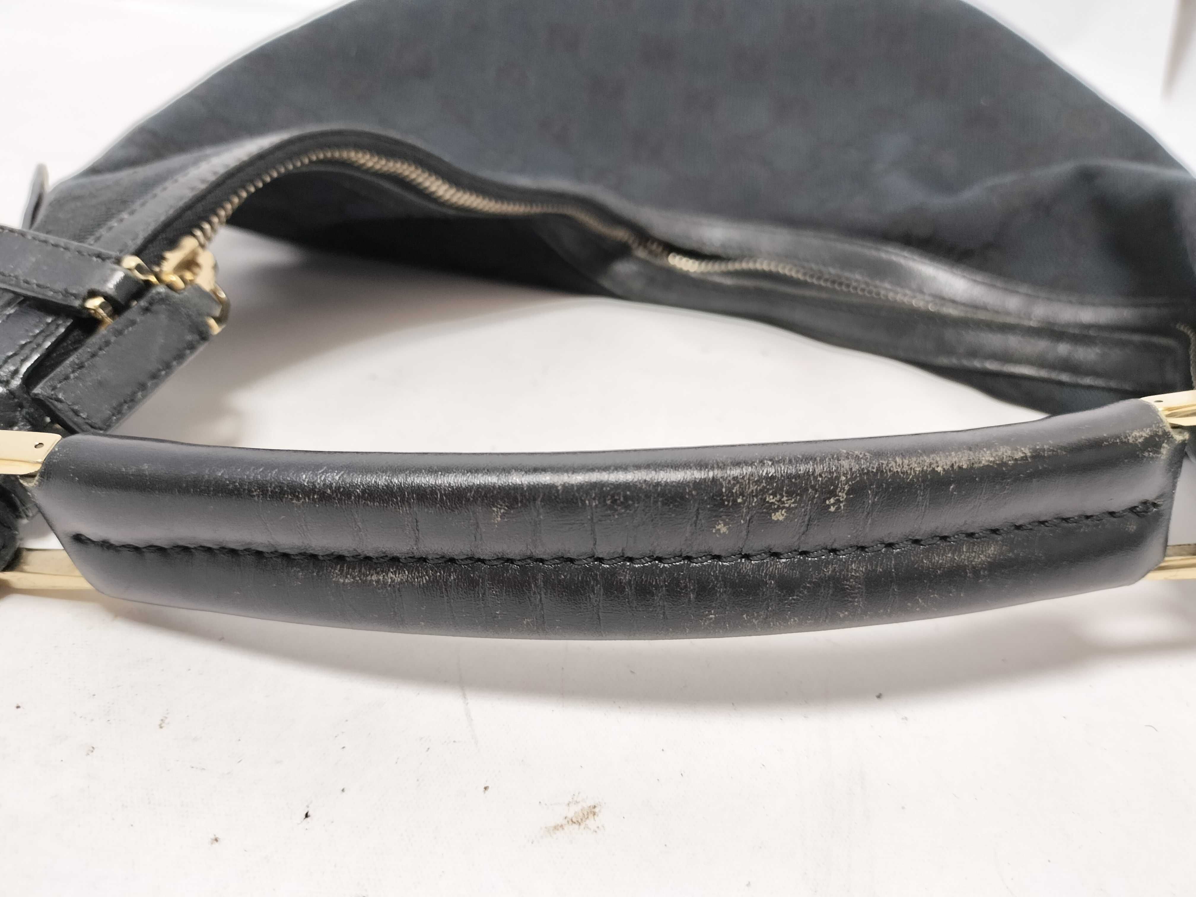 GG Canvas One-Shoulder Bag 001・4288 GG Canvas x Leather Black Shoulder Bag — view 4