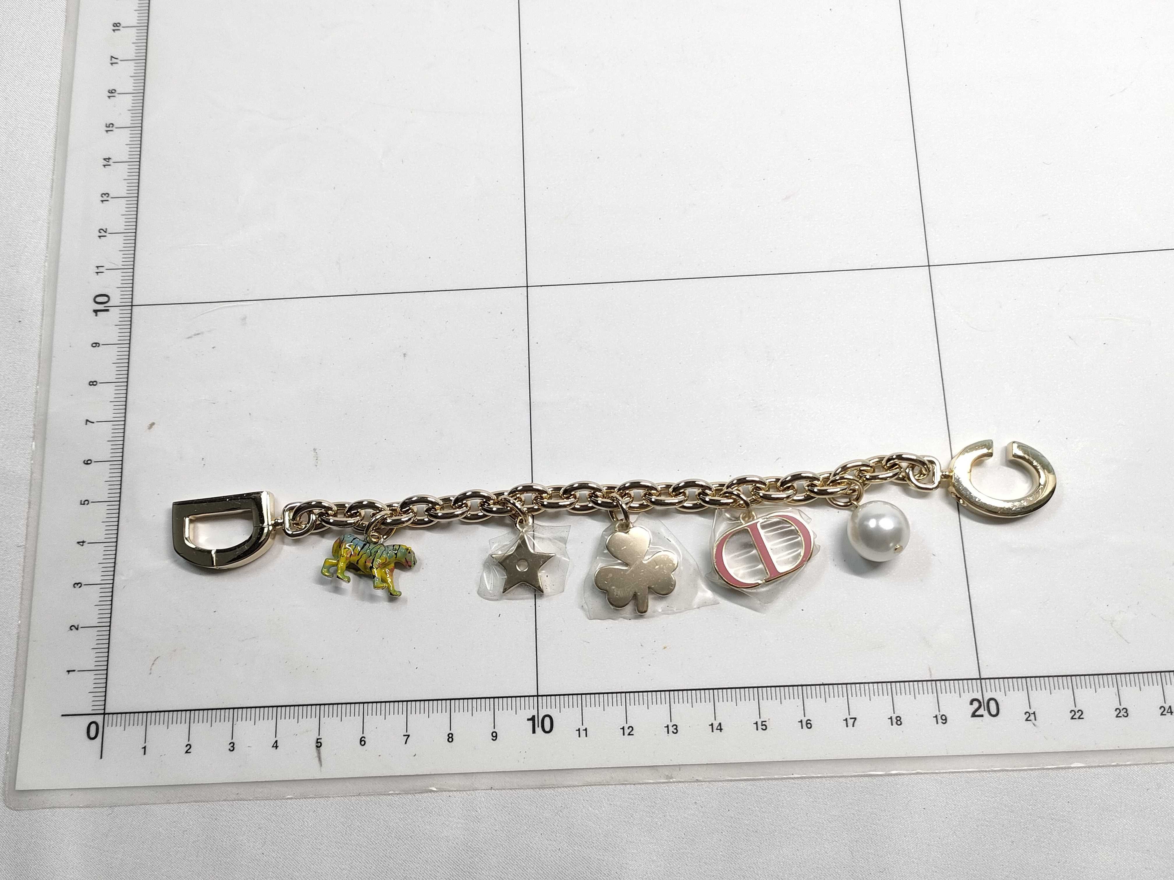 30 Montaigne Bag Charm — view 2