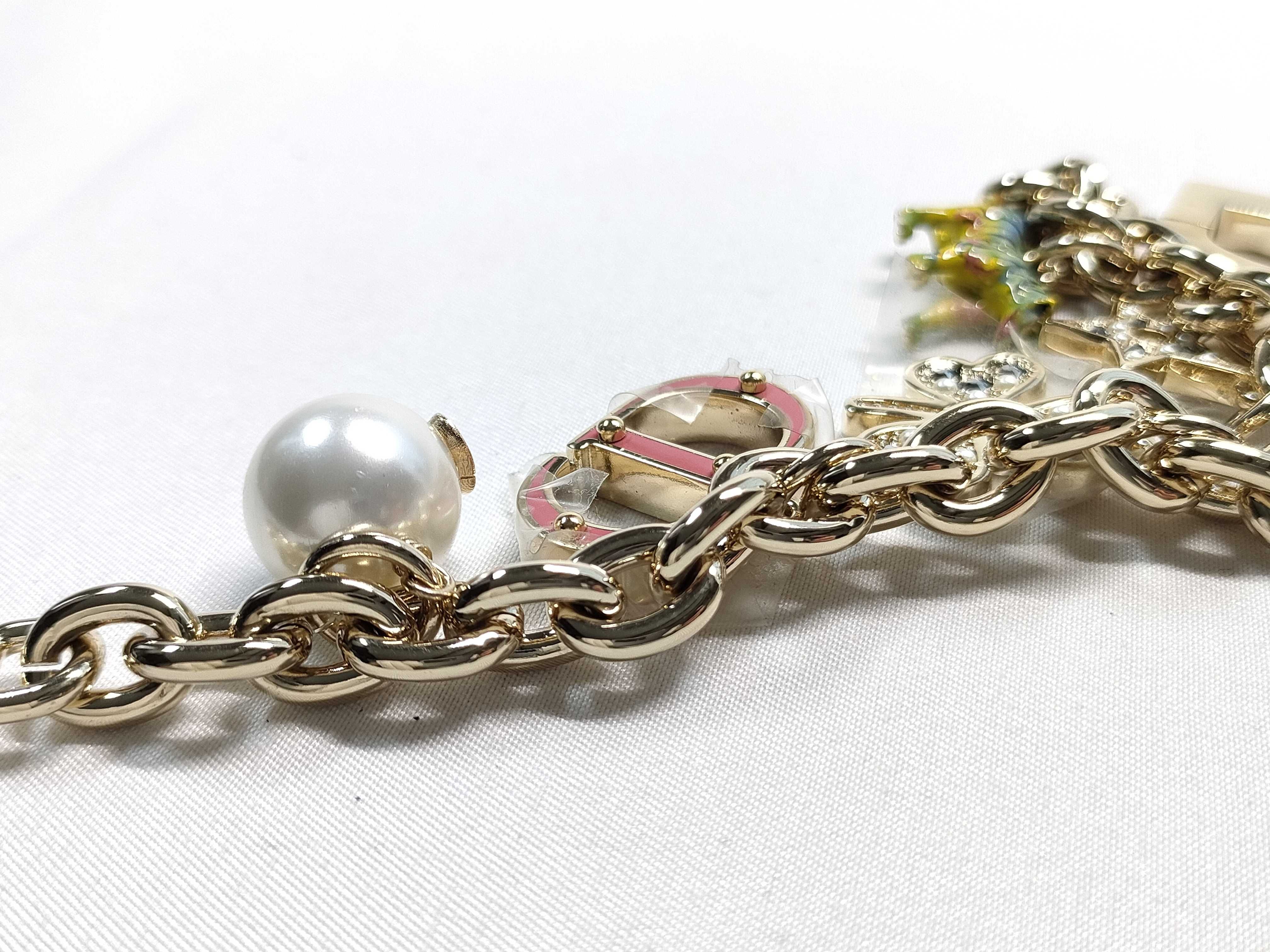 30 Montaigne Bag Charm — view 11
