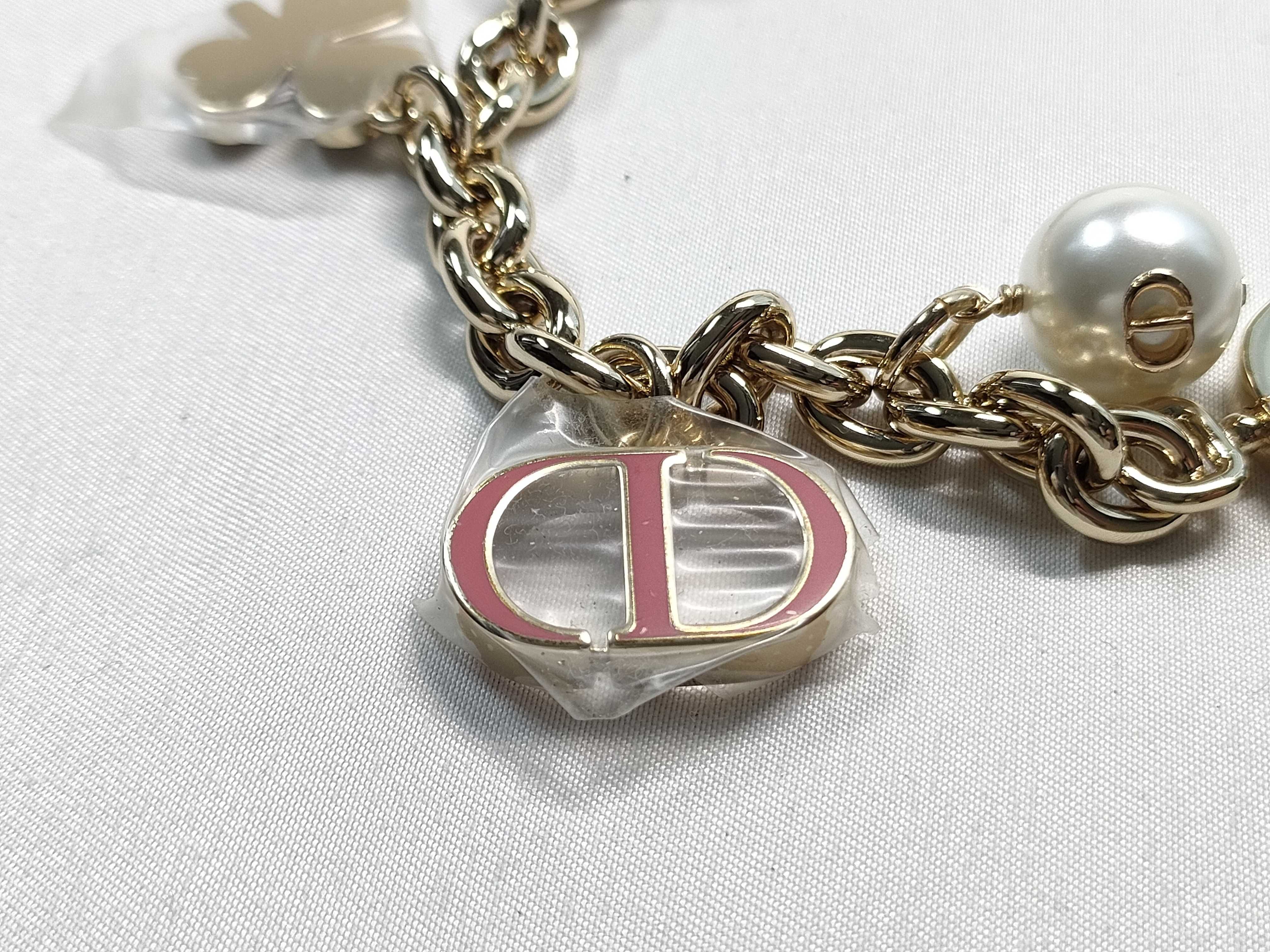 30 Montaigne Bag Charm — view 4