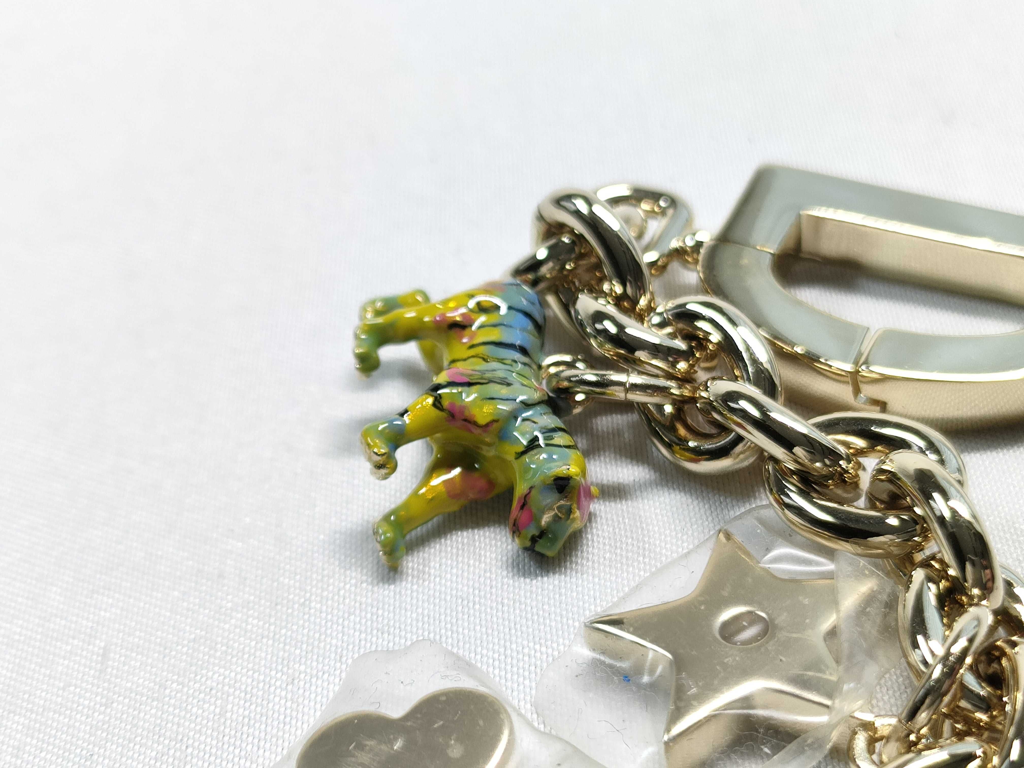 30 Montaigne Bag Charm — view 7
