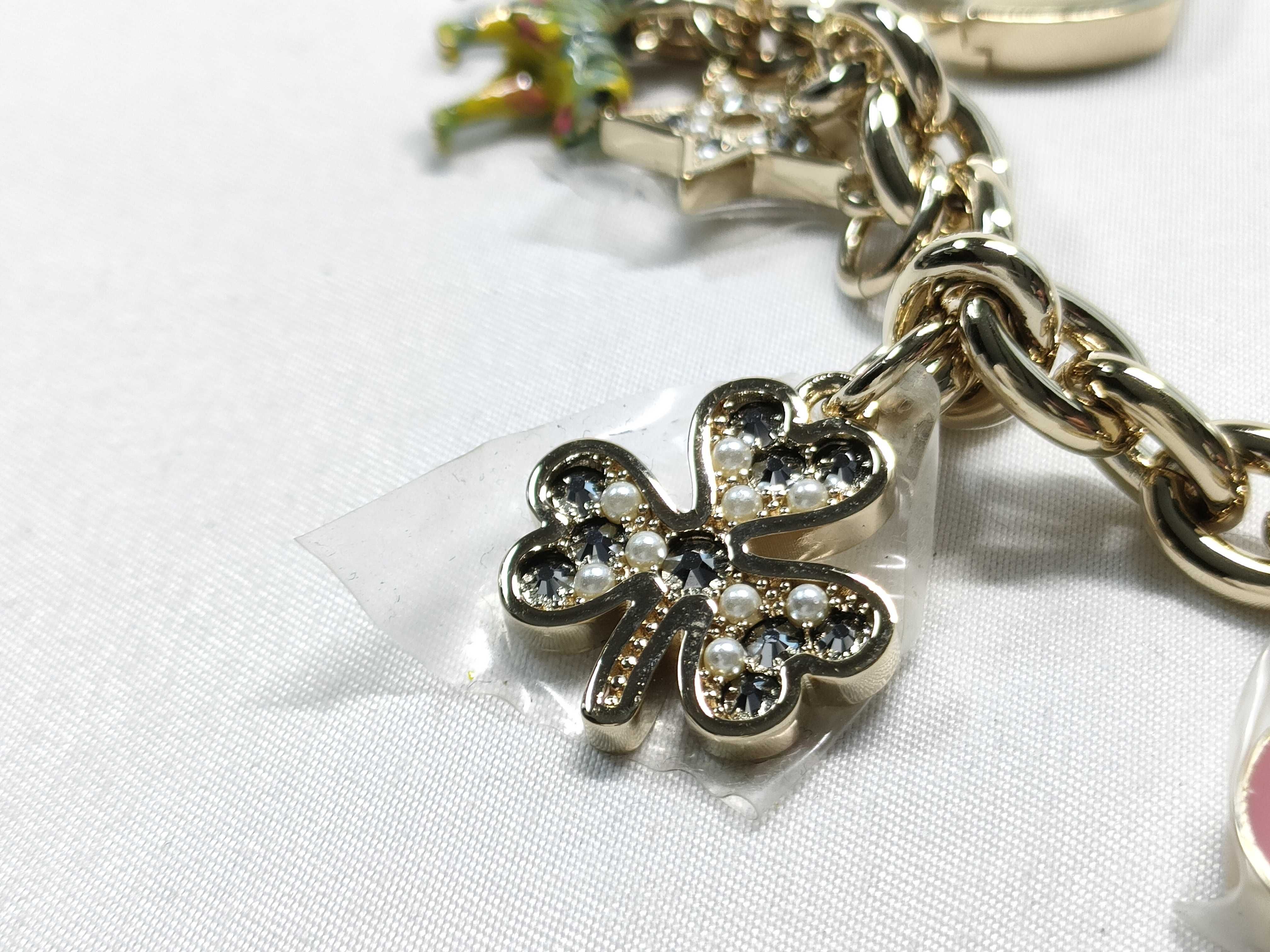 30 Montaigne Bag Charm — view 9