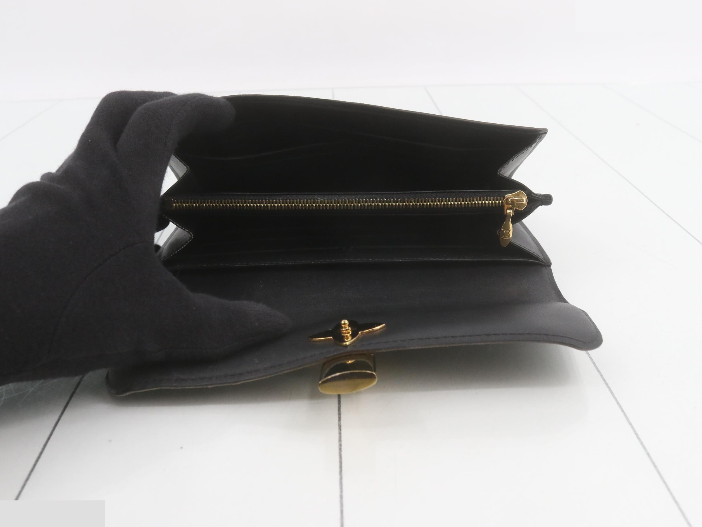 Monogram Portefeuille Flower Bi-fold Long Wallet — view 4
