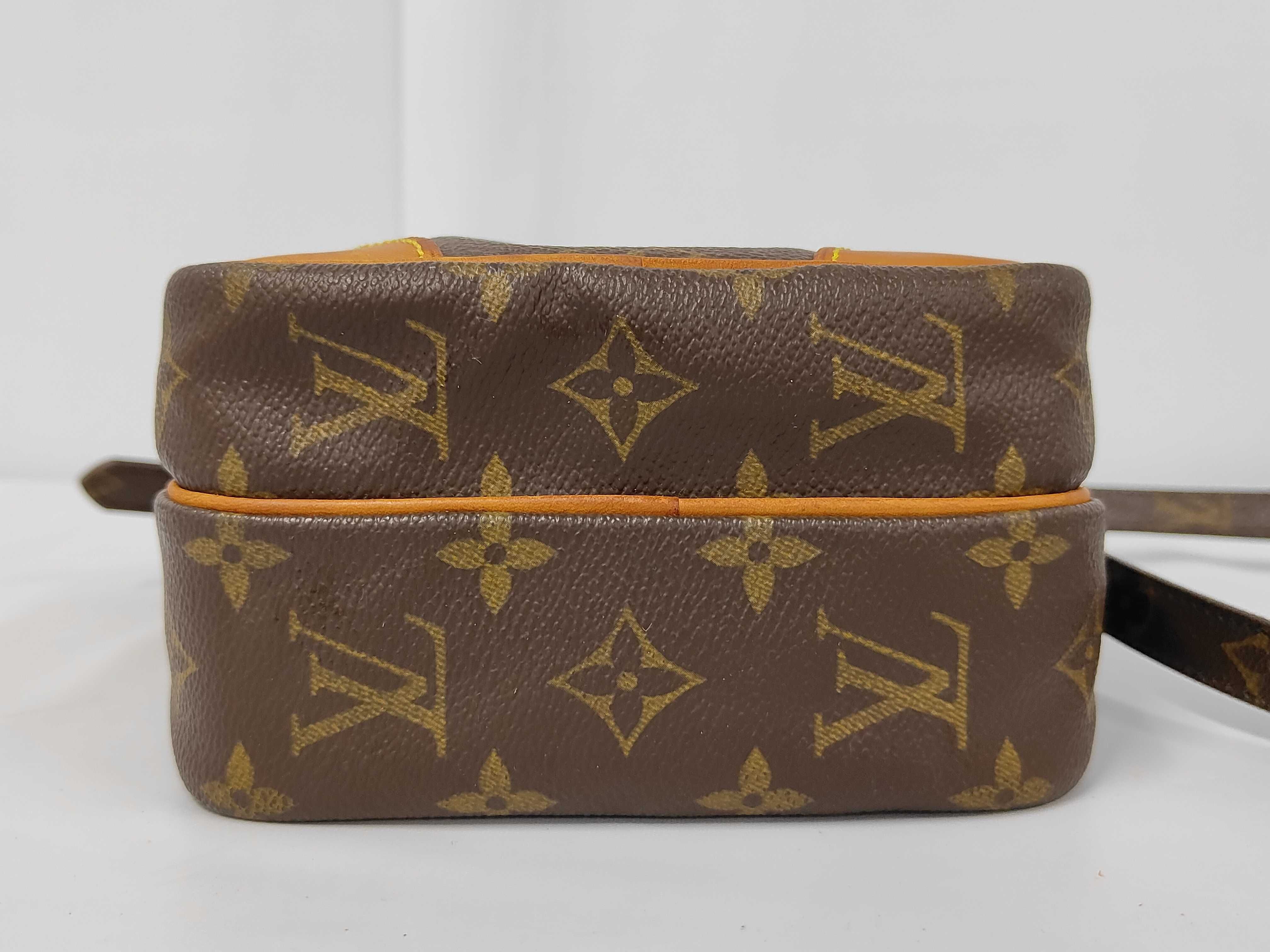 Monogram Amazon TH0040 Shoulder Bag — view 7