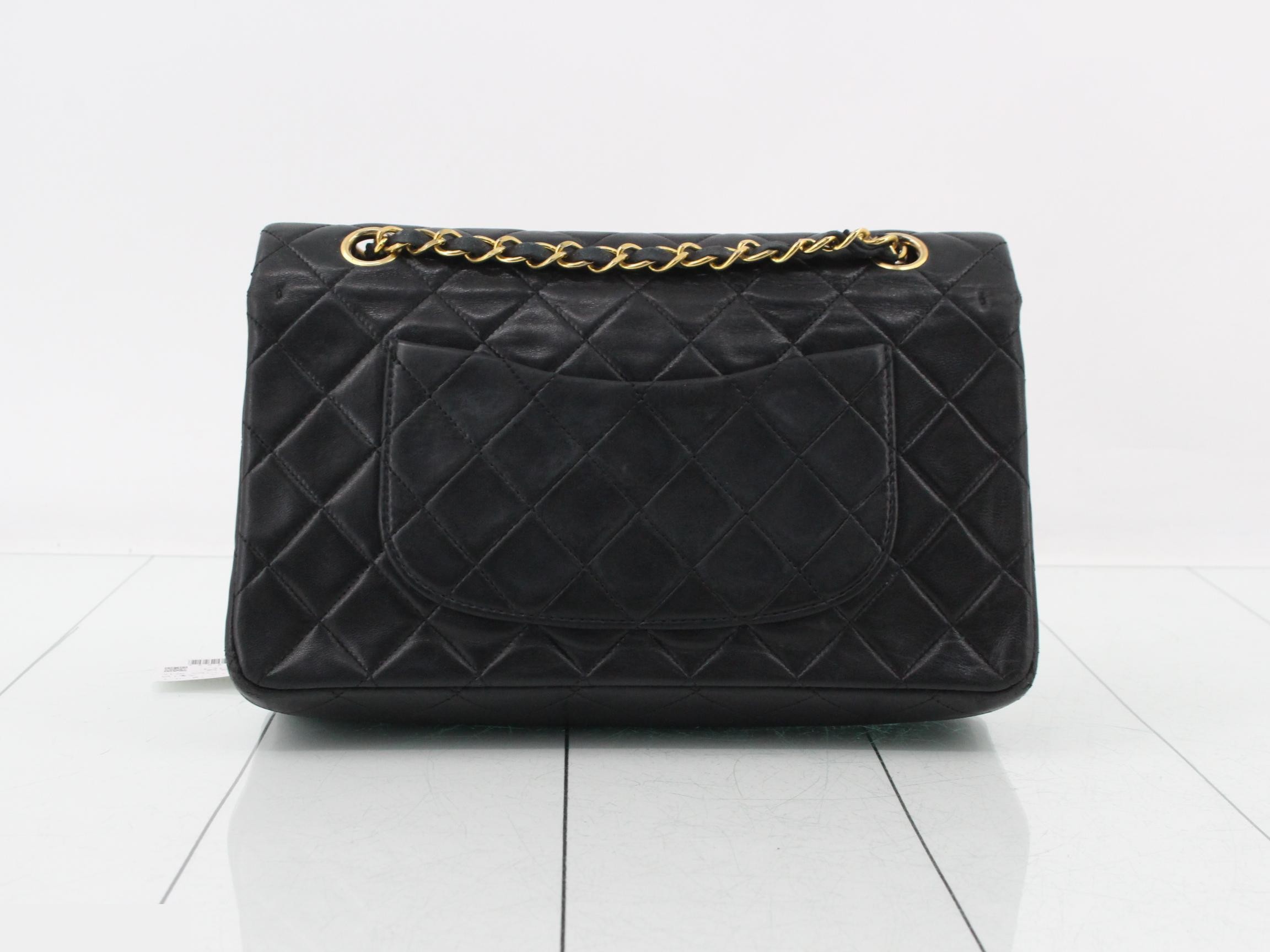 Matelassé 25 Double Chain Shoulder Bag, Double Flap, Lambskin, Black, Series 1, W25 — view 2