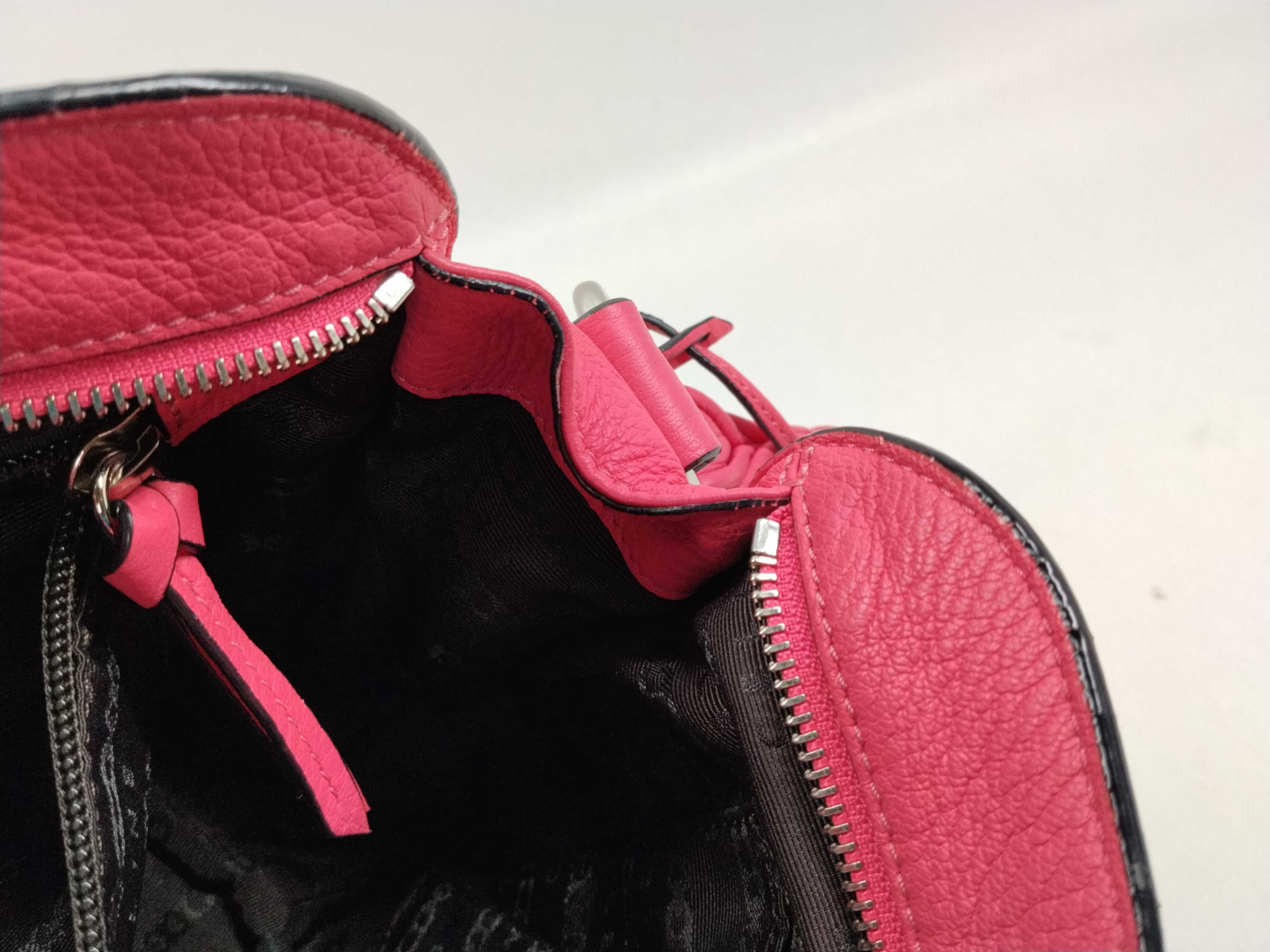 One-Shoulder All-Leather Shoulder Bag — view 13