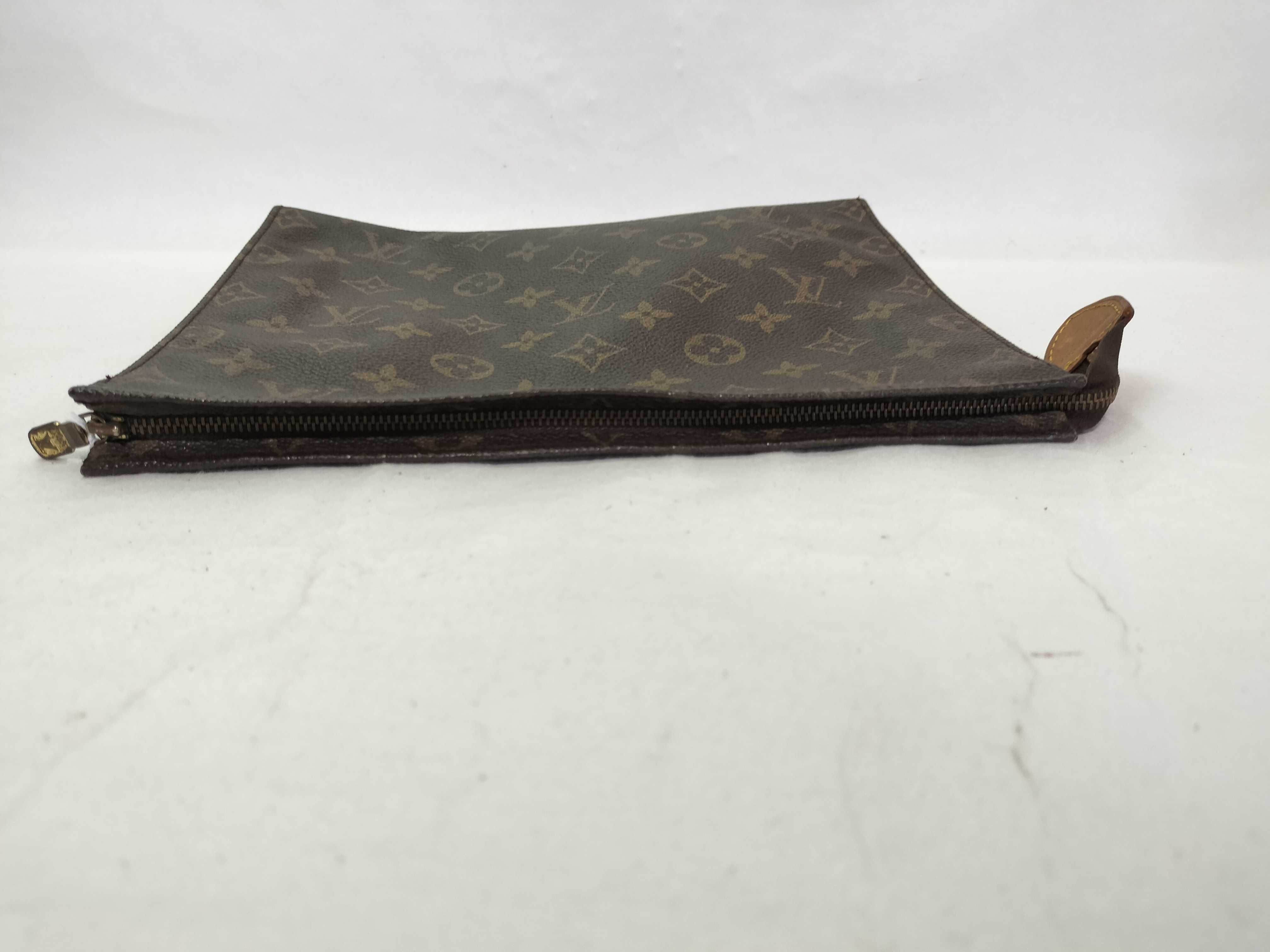 Monogram Pochette Toilette Clutch TH0910 Clutch Bag — view 7