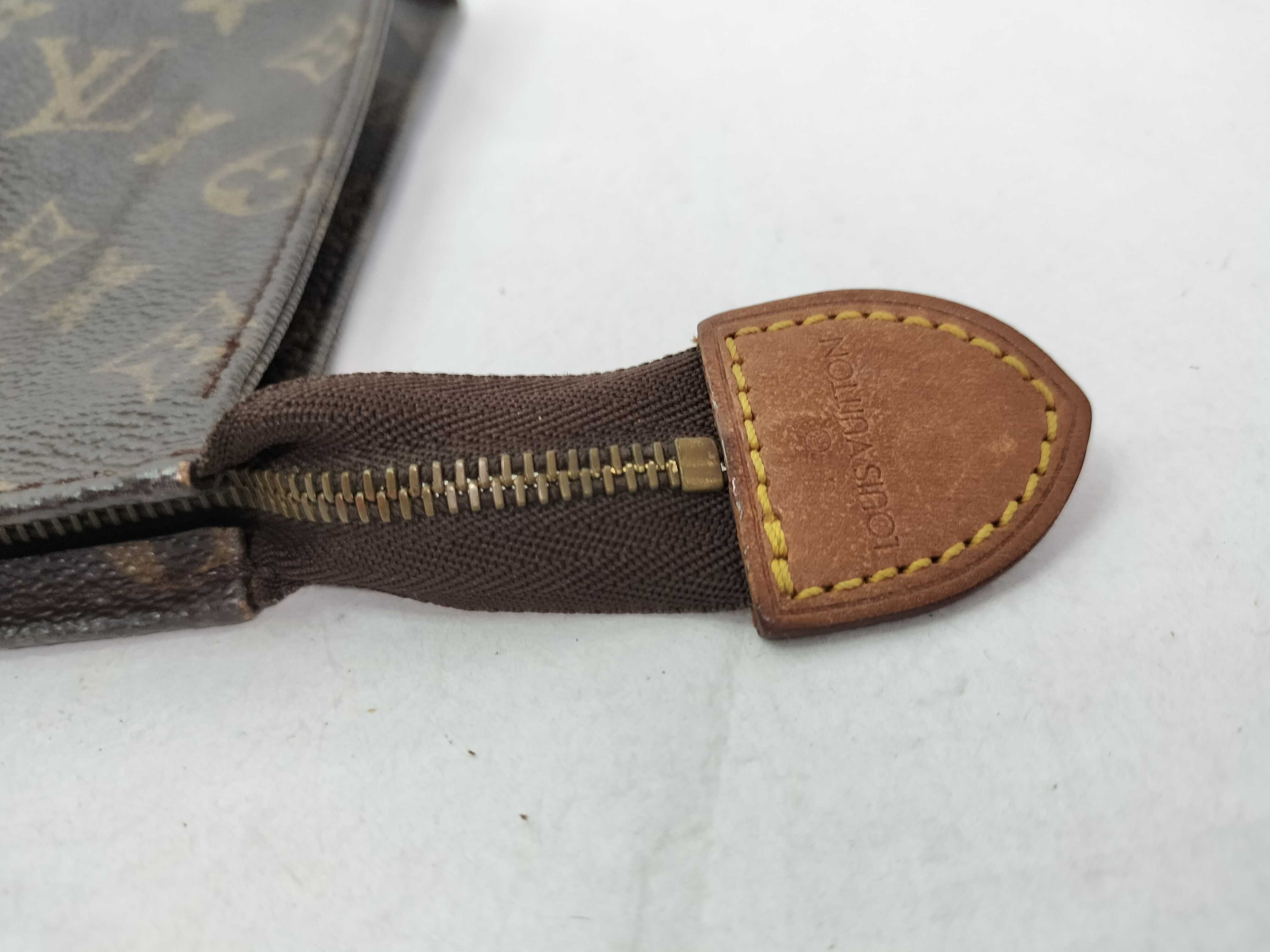 Monogram Pochette Toilette Clutch TH0910 Clutch Bag — view 10