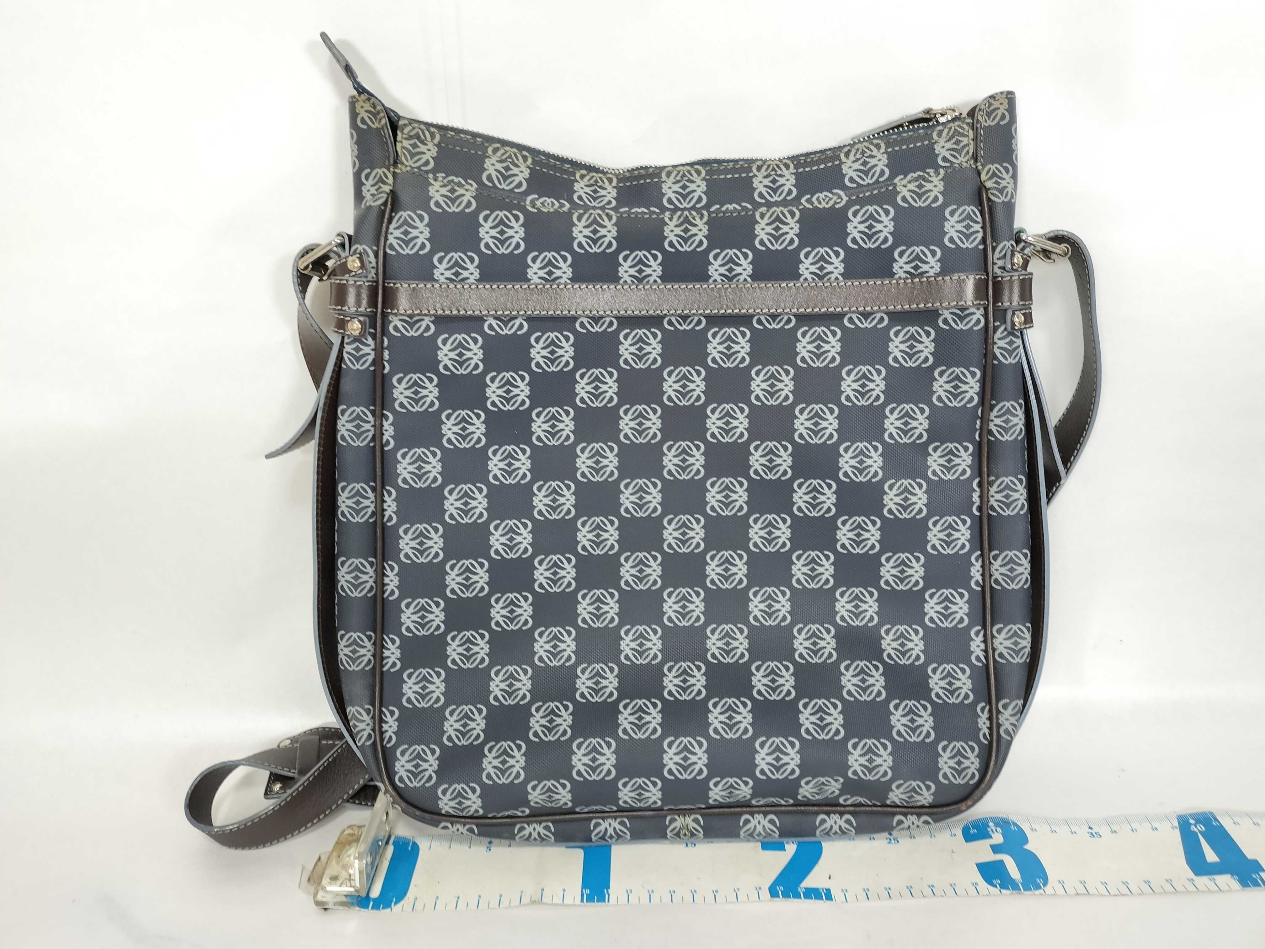 shoulder bag, Repeat Anagram shoulder bag — view 2