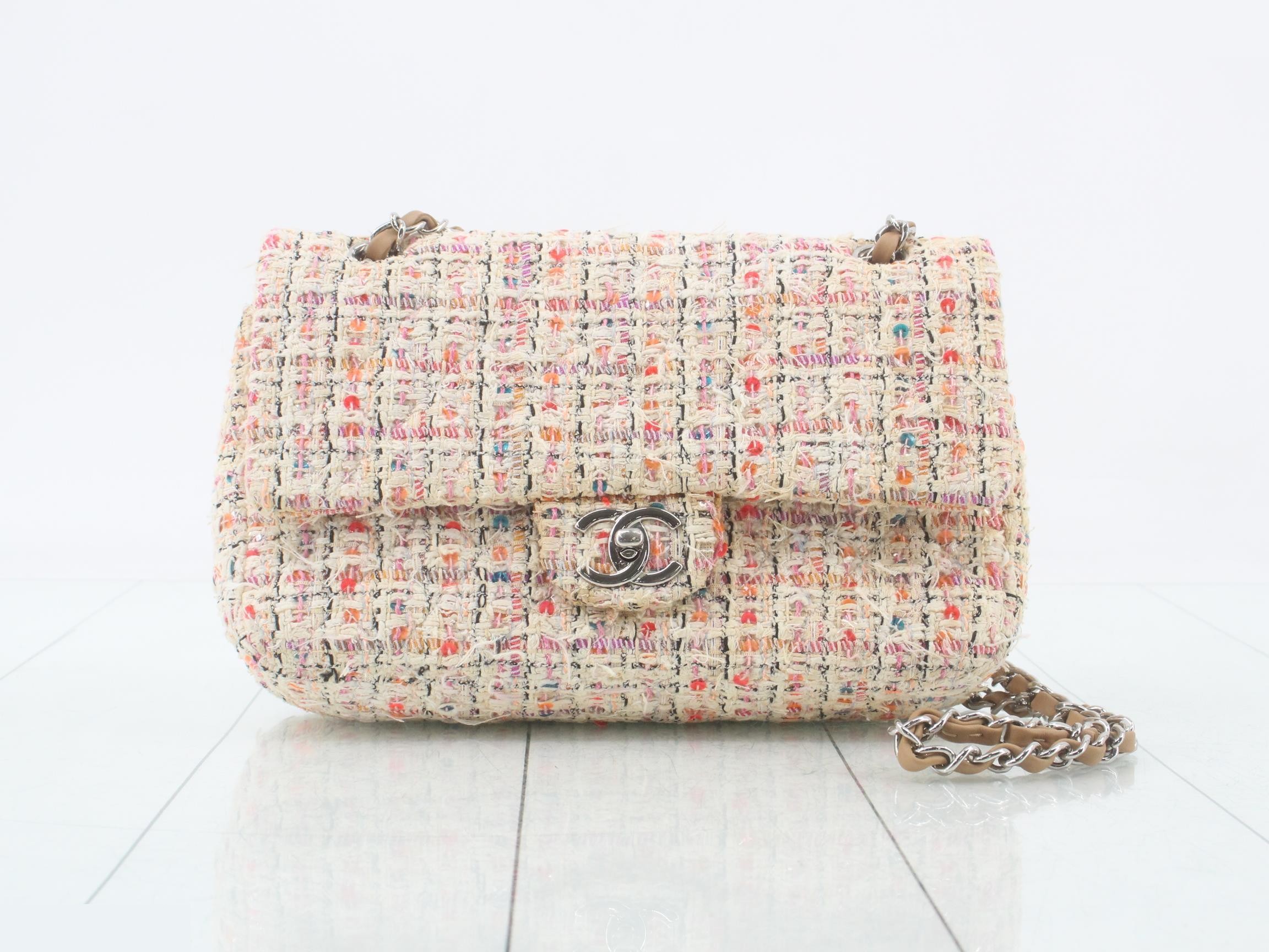Tweed chain shoulder bag