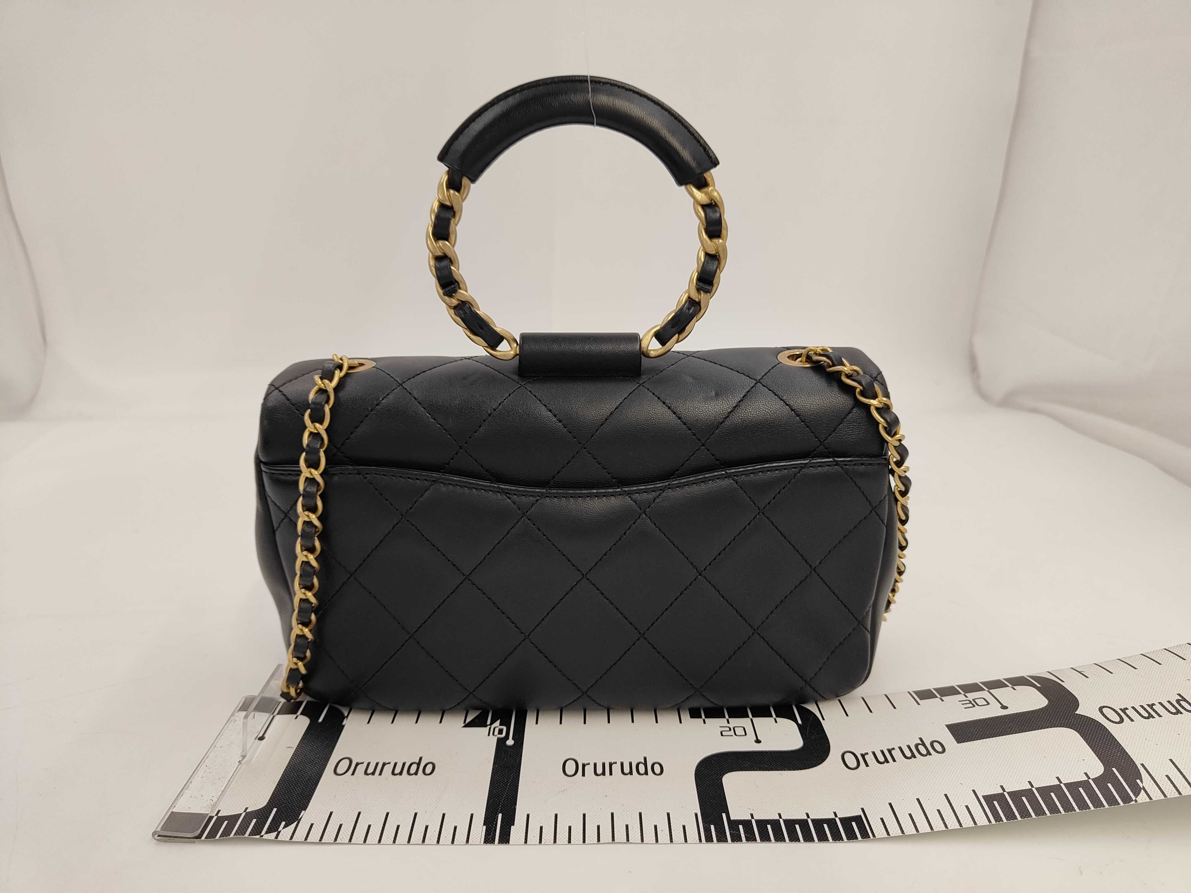 Matelassé Coco Mark Top Handle Shoulder Bag — view 2