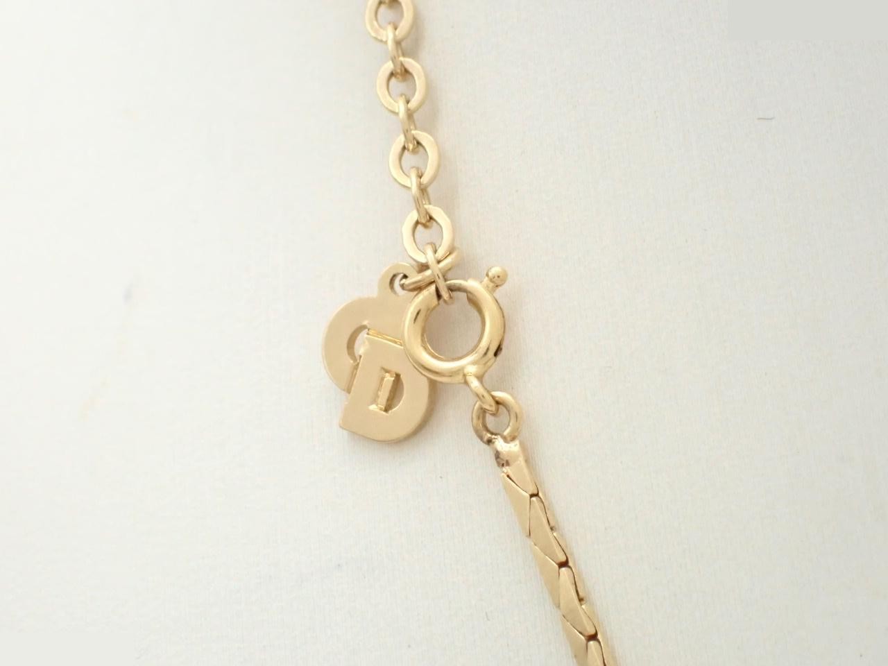 GP Necklace with V-shaped Rhinestones, Total Length Approximately 44cm — view 2