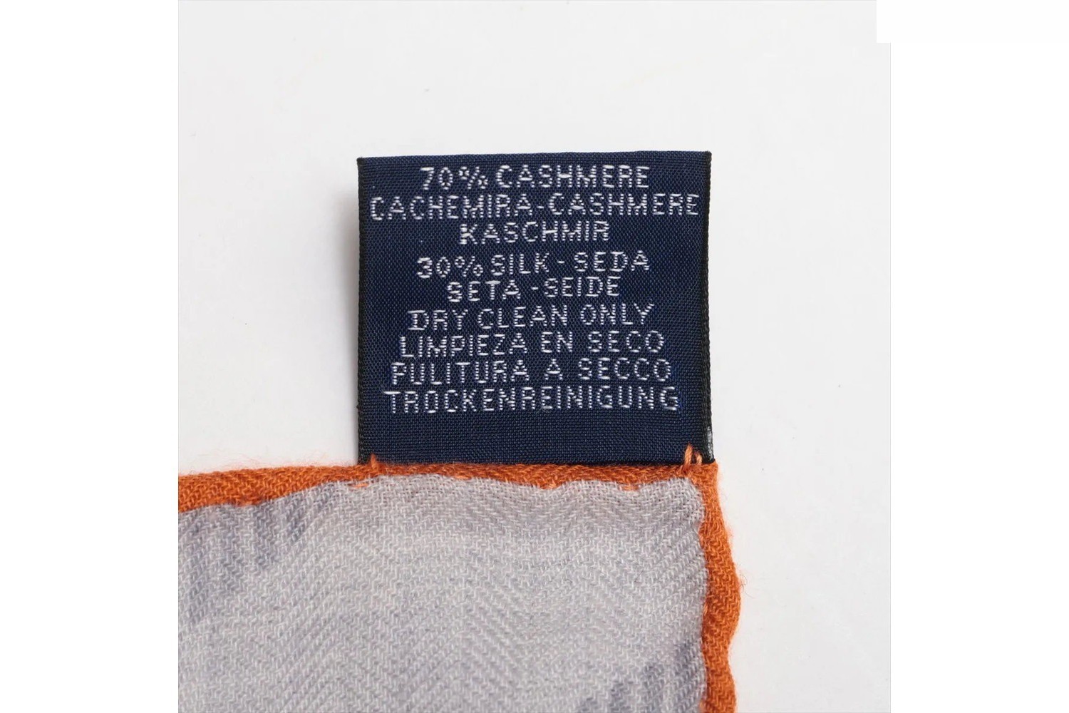 Tag attached. Carre 100 Mega Chariot Cashmere Silk. — view 7