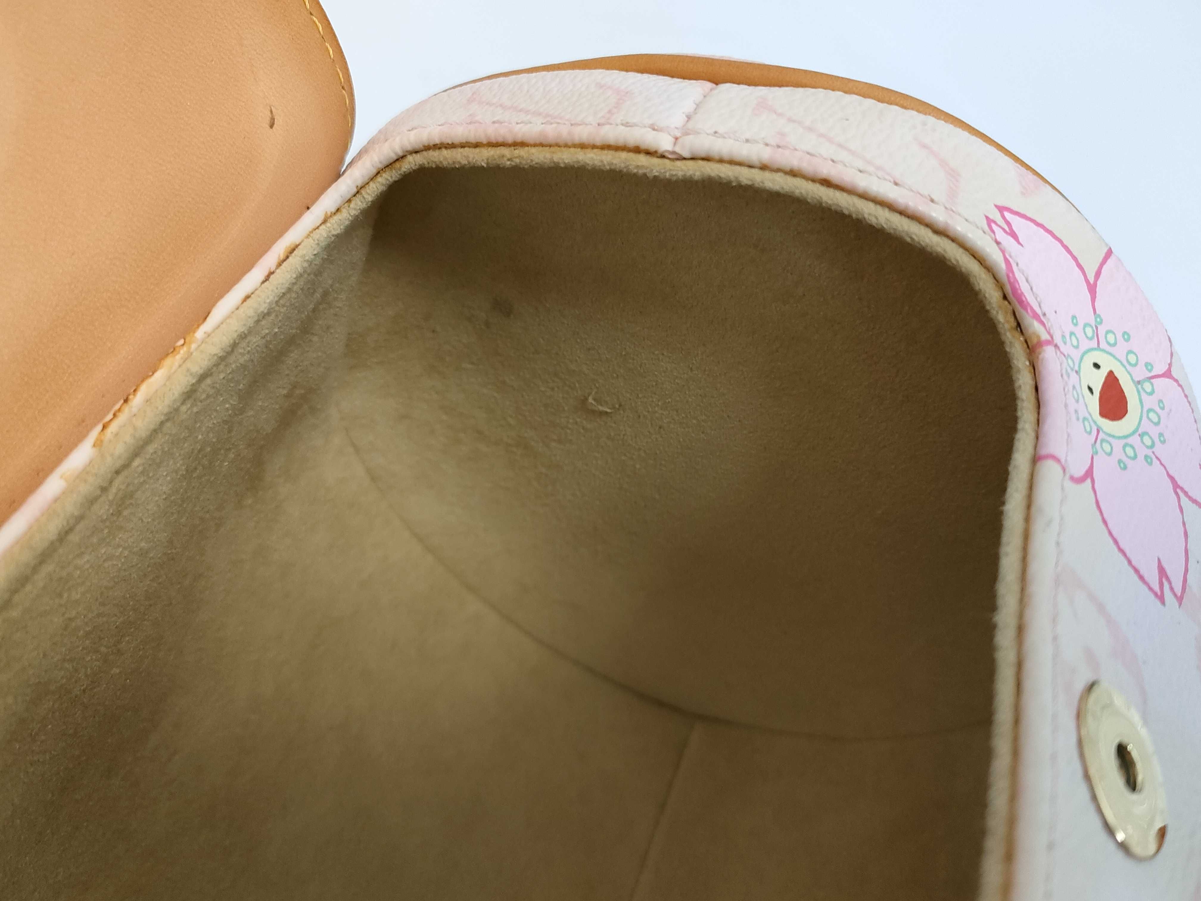 Cherry Blossom x Takashi Murakami Collaboration Papillon Handbag — view 12
